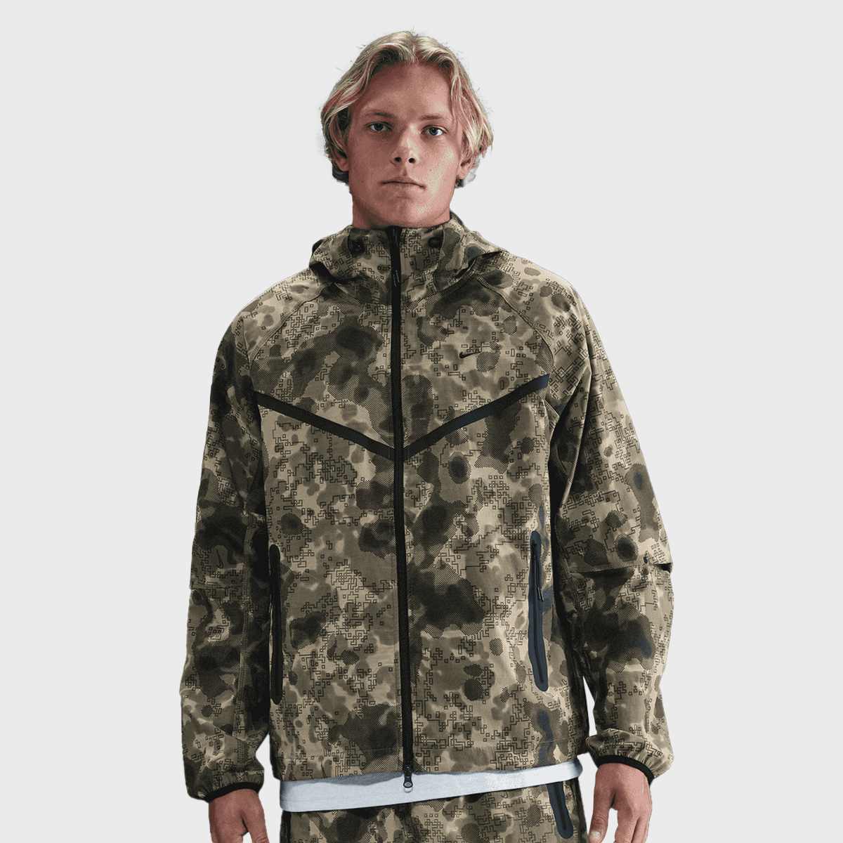 Nike, Tech Dri-FIT Woven Camo Windrunner Oversized Jacket, camouflage