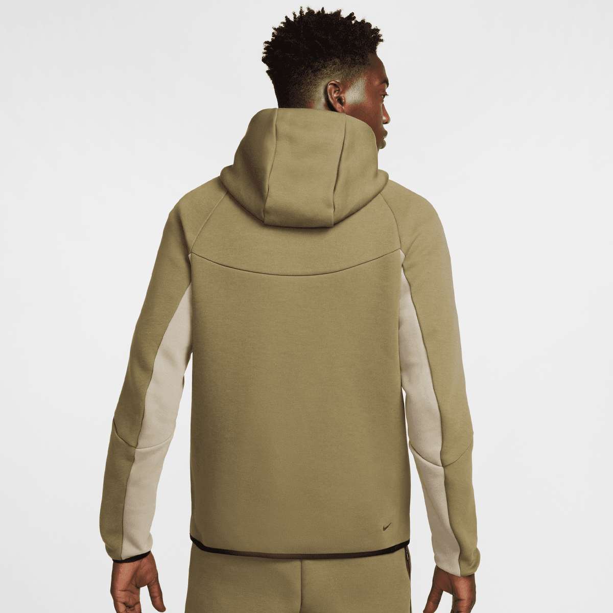 Nike Tech Fleece Full Zip Windrunner Hoodie men Trainingspakken groen Maat S Kleding