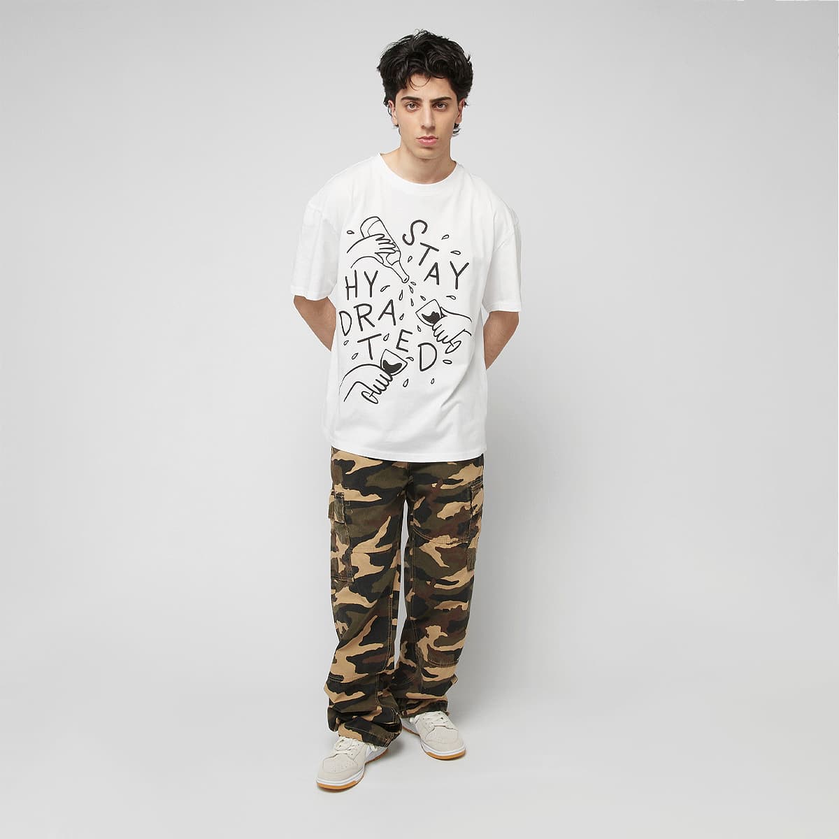 Mister Tee Stay Hydrated Oversize Tee — foto 4