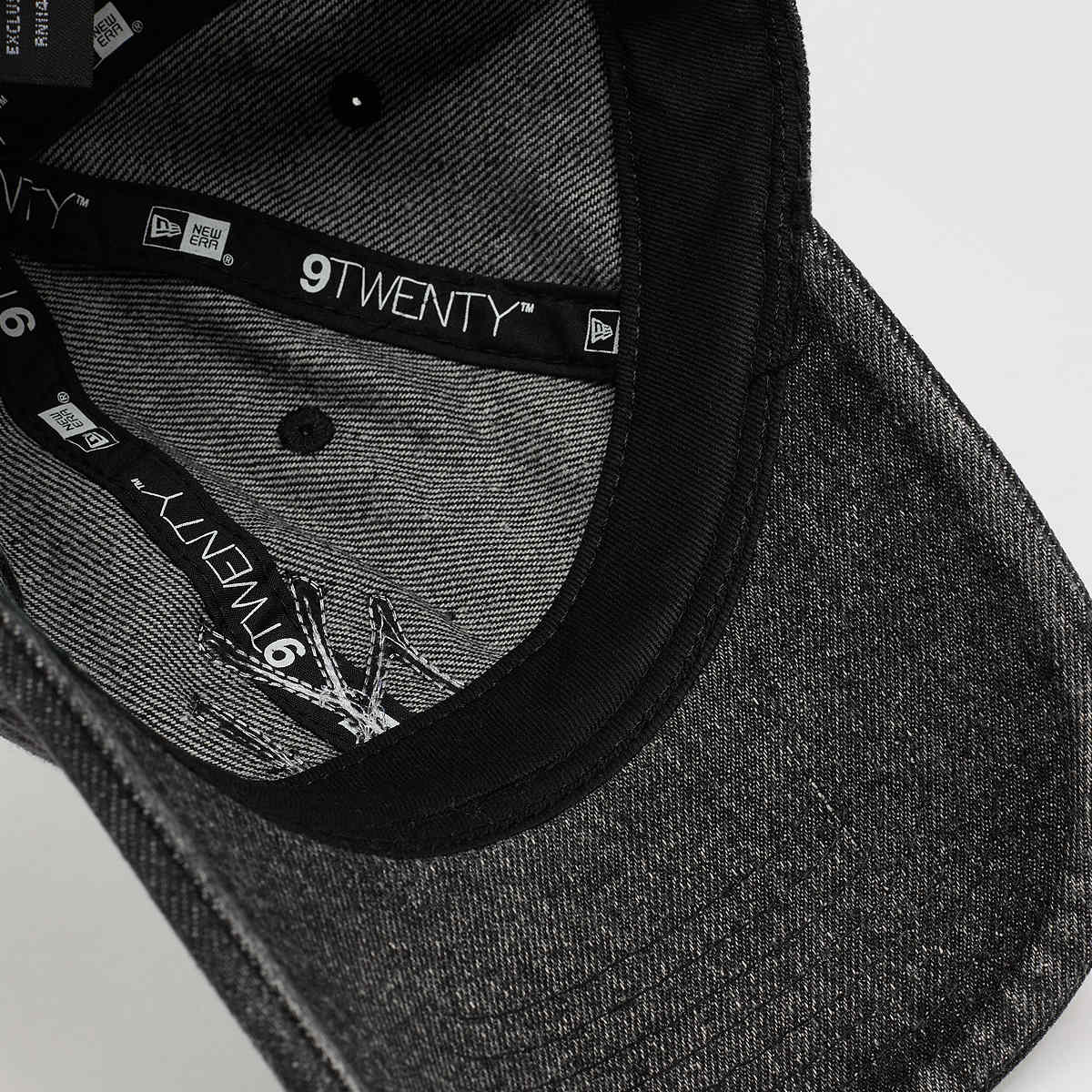 new era Female 9Twenty Stone Denim York Yankees Unisex Caps zwart Maat ONE SIZE Accessoires