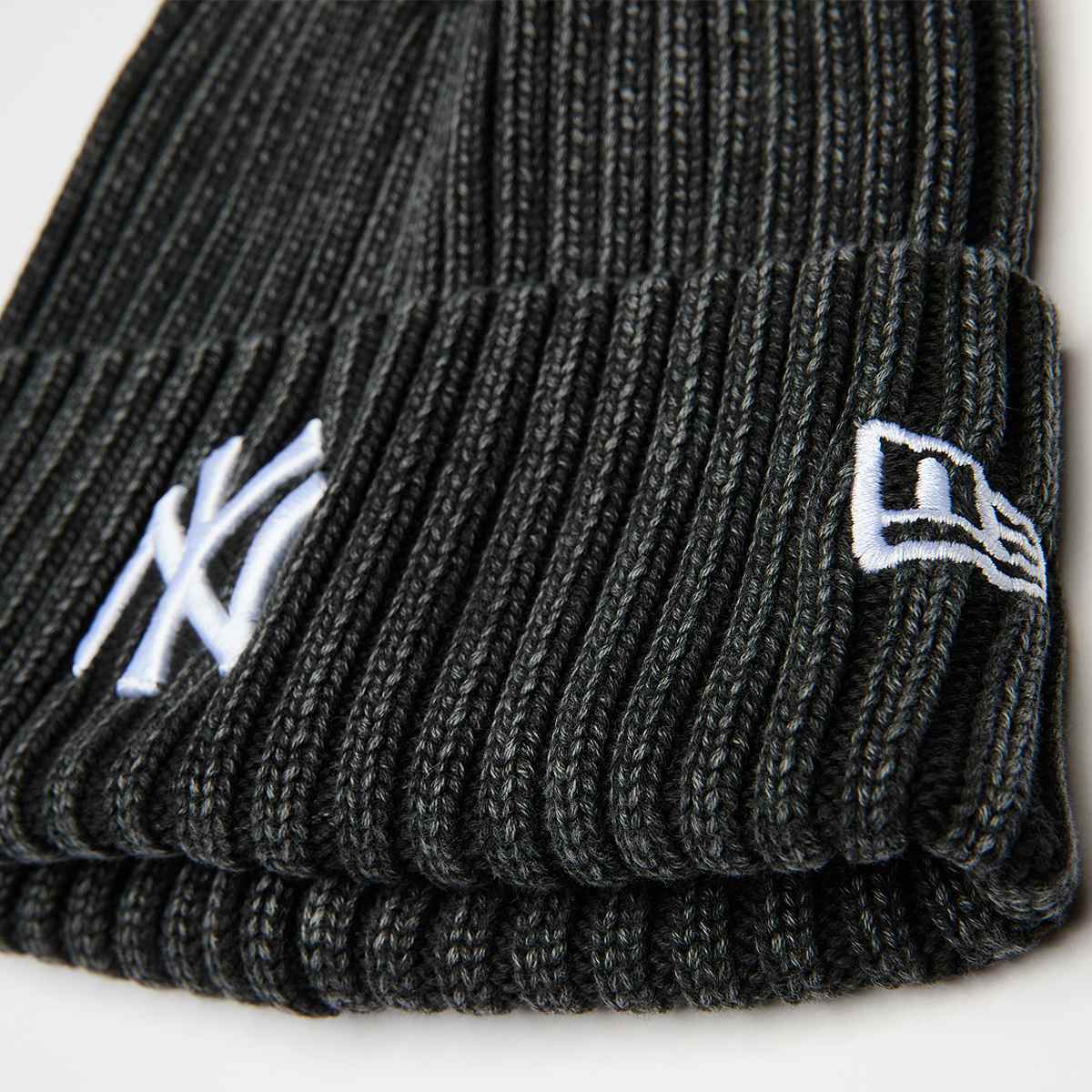 New Era Washed Beanie MLB New York Yankees — photo 3