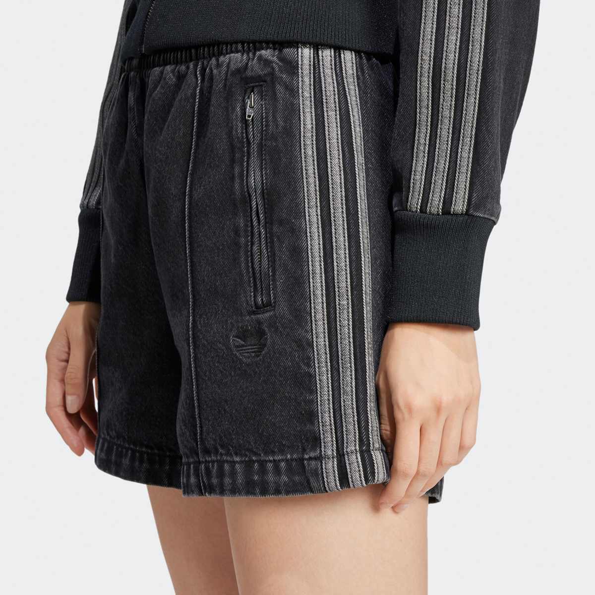 adidas Originals Firebird Shorts women Sportshorts zwart Maat M Kleding