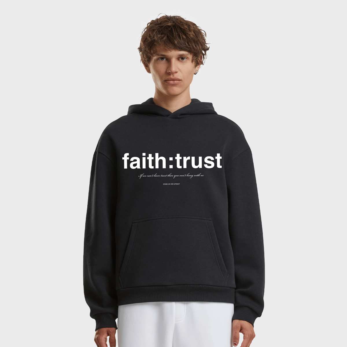 Mister Tee, Faith And Trust Fluffy Hoody black, black