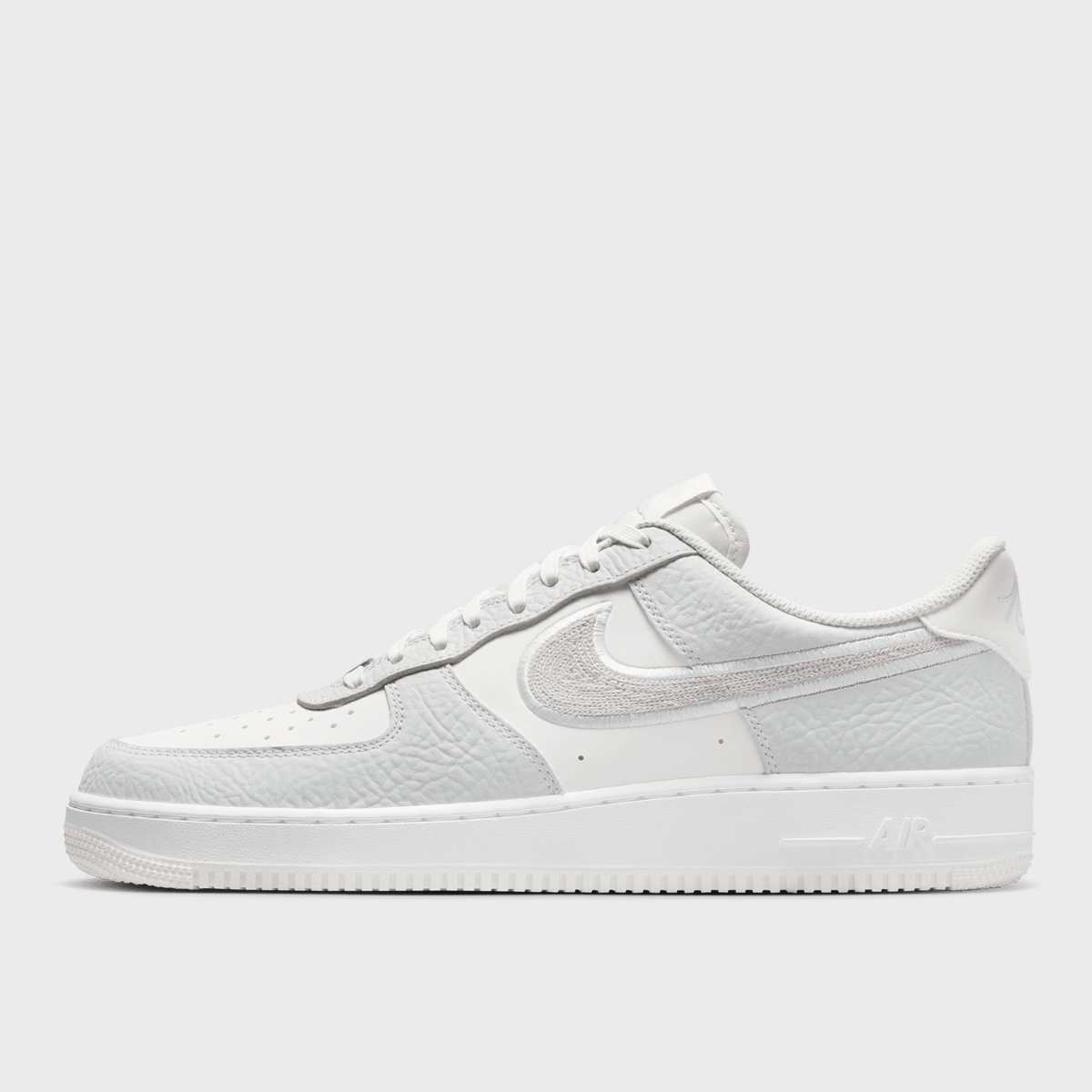 NIKE AIR FORCE 1 - Snipes