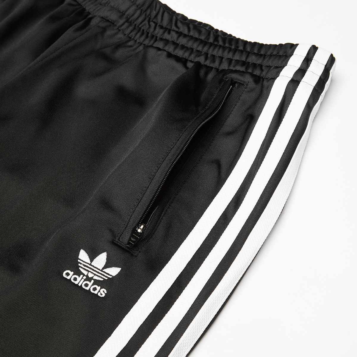 adidas Originals Firebird Pants Unisex Trainingsbroeken zwart Kleding