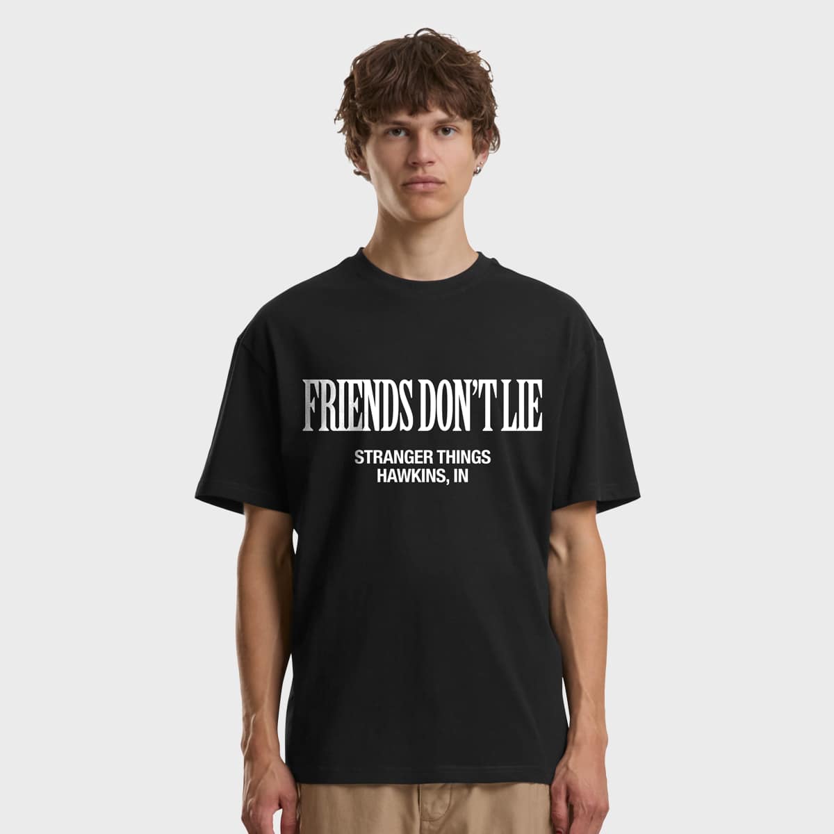 Mister Tee Stranger Things Friends don’t Lie Loose Tee