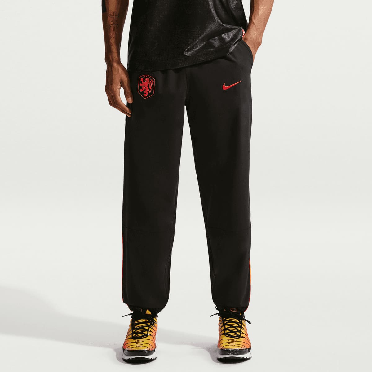Men's Track Pants | SNIPES