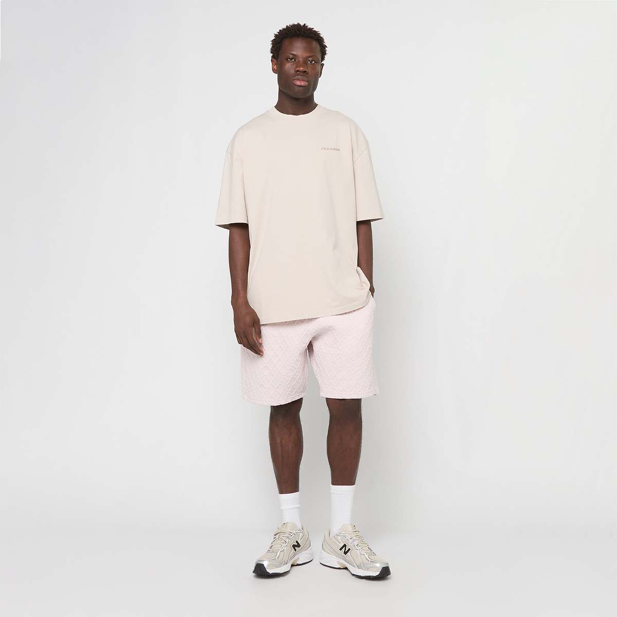 Pegador Logo Oversized Tee — foto 4