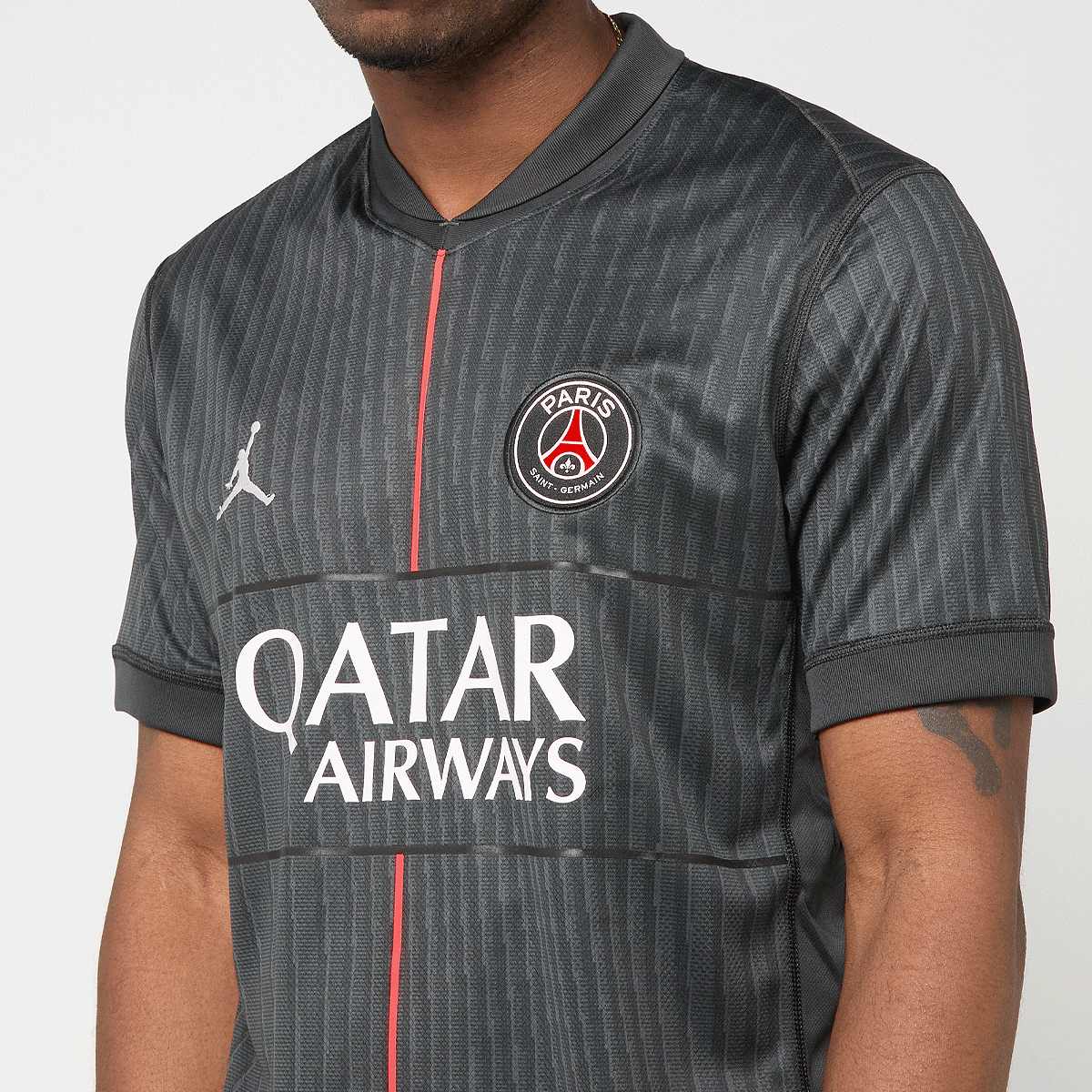 Vitinha / No. 17 / PSG Jordan Fourth Stadium 2025/26 | SNIPES