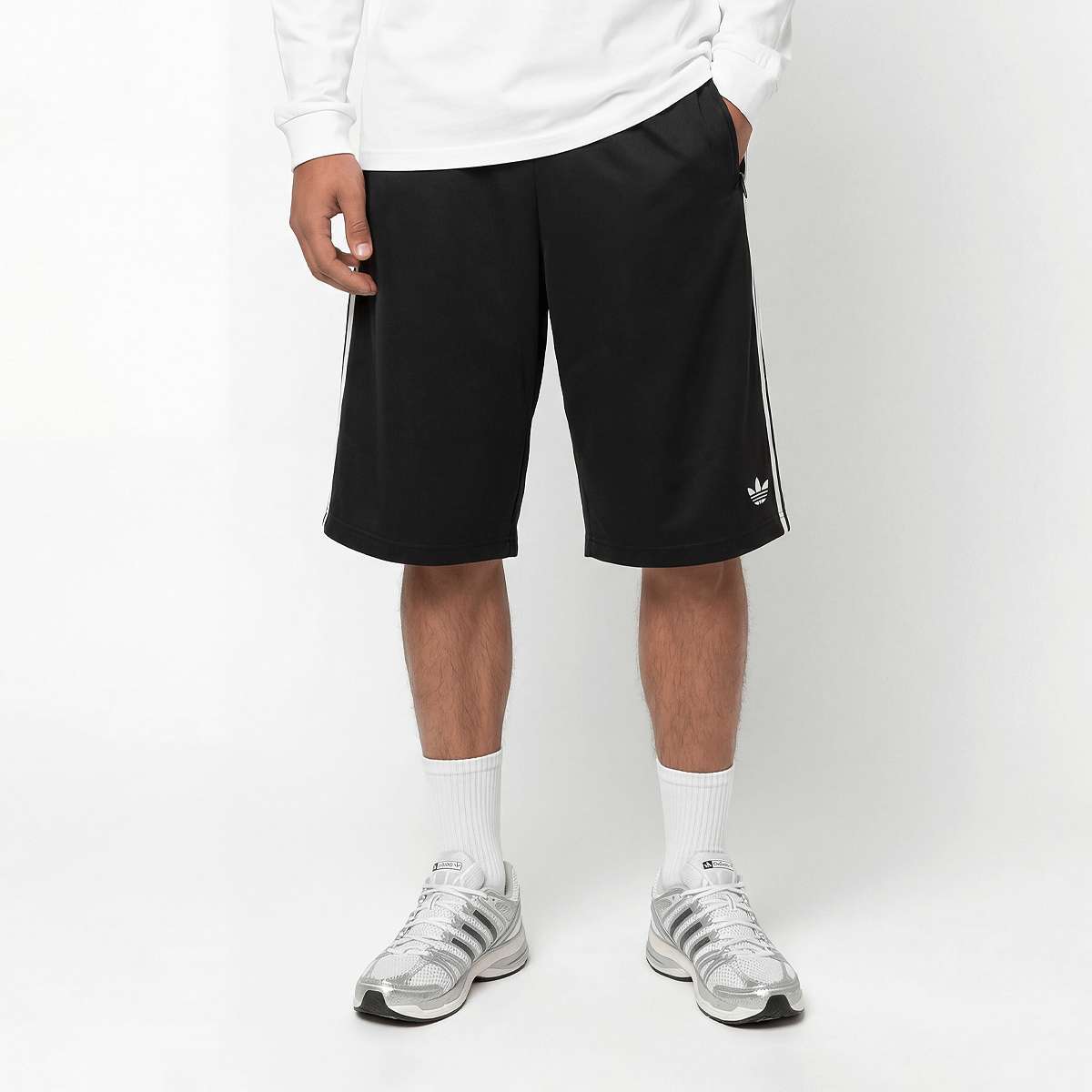 Oversized Short