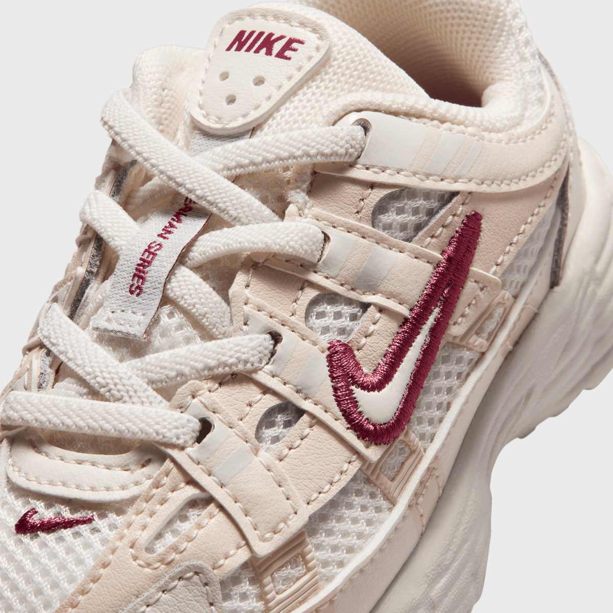 Nike P-6000 Niños Pequeños light bone/summit white/college grey — photo 7