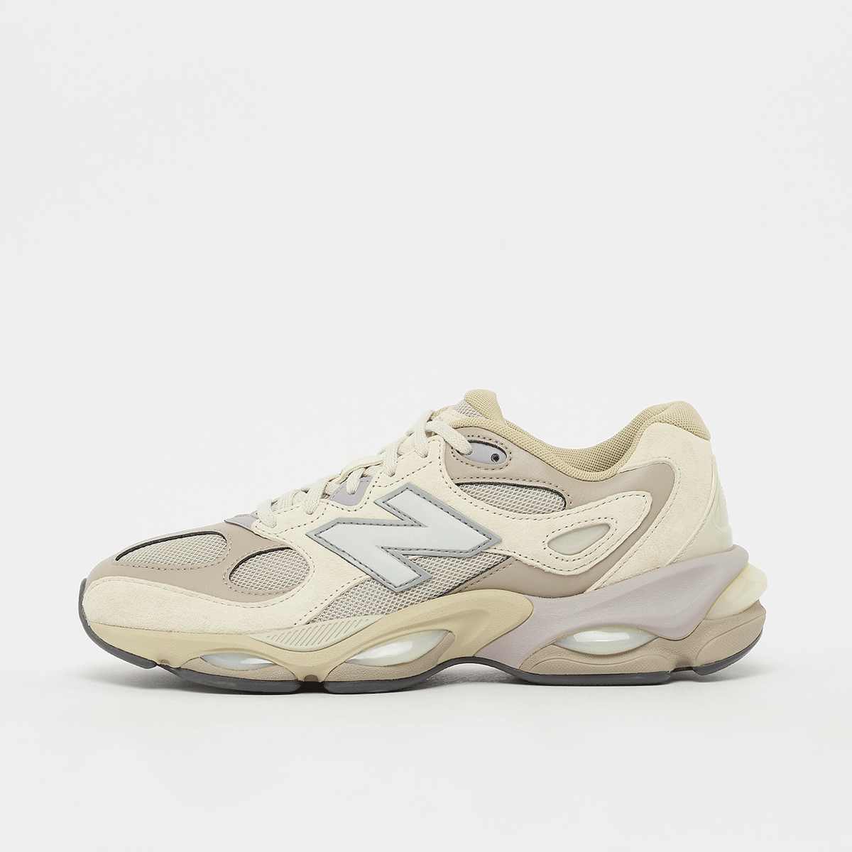 New Balance 983