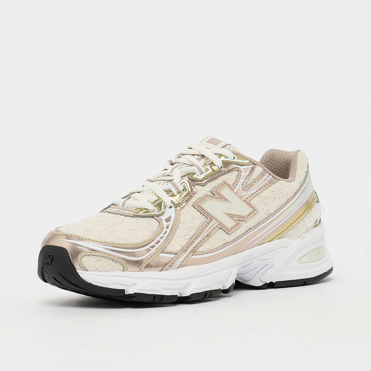 New Balance 740 beige