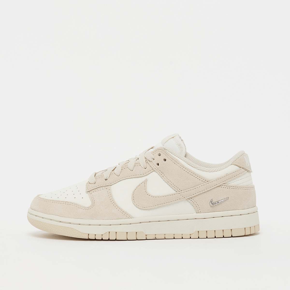 Nike Dunk promotion
