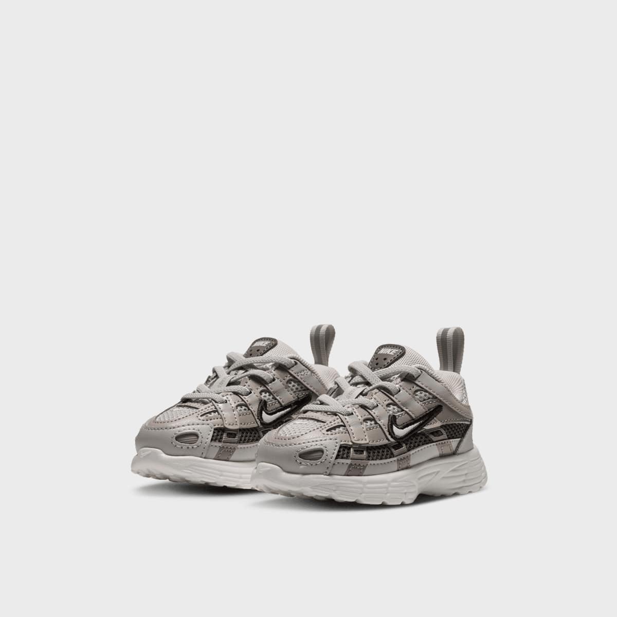 Nike P-6000 Niños Pequeños light bone/summit white/college grey — foto 3