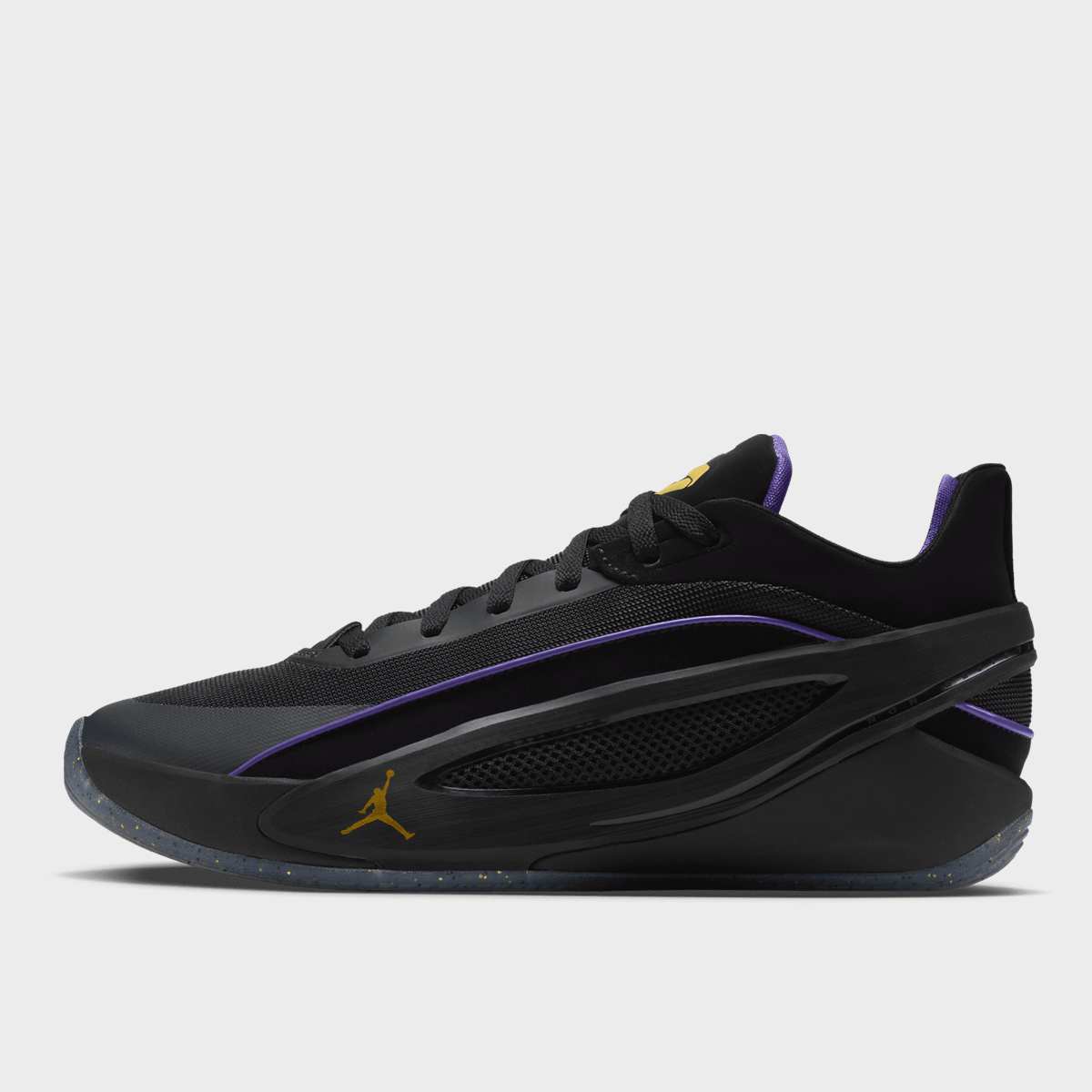 Nike Luka 5 black/varsity maize/purple venom, vue de côté