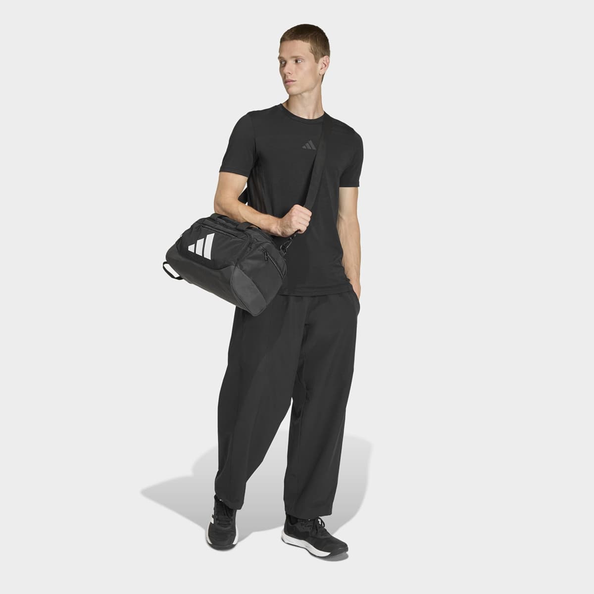 adidas Bolsa De Viaje Muy Pequeña Training Defender — foto 6