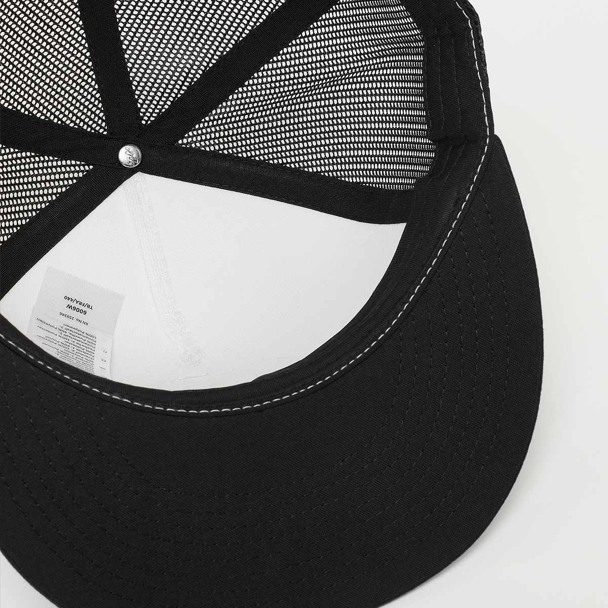 Mister Tee MT4191 LA Dynasty Patch Classic Trucker Cap — foto 3