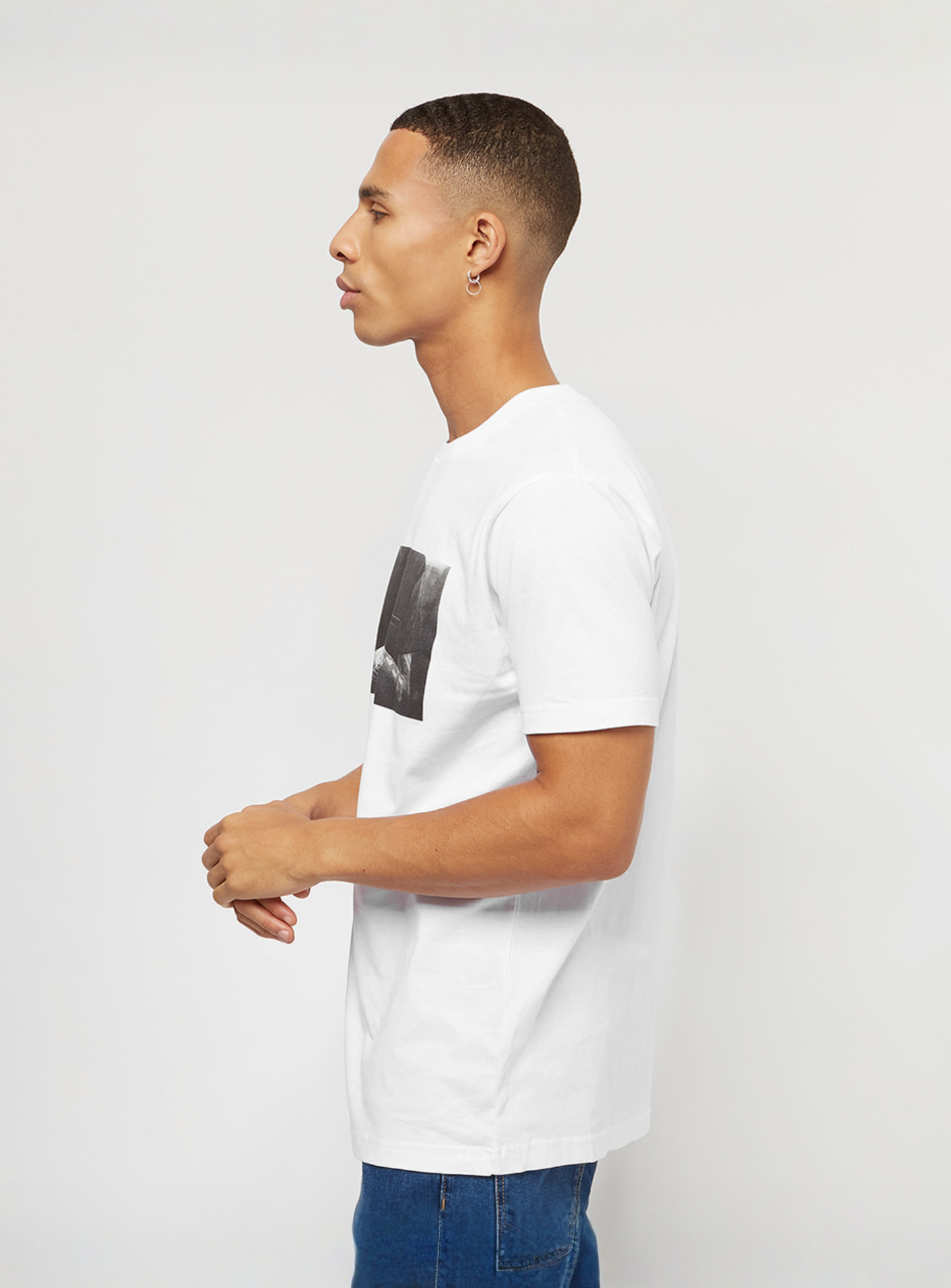 Mister Tee, Pray, white, Image 2 of 5