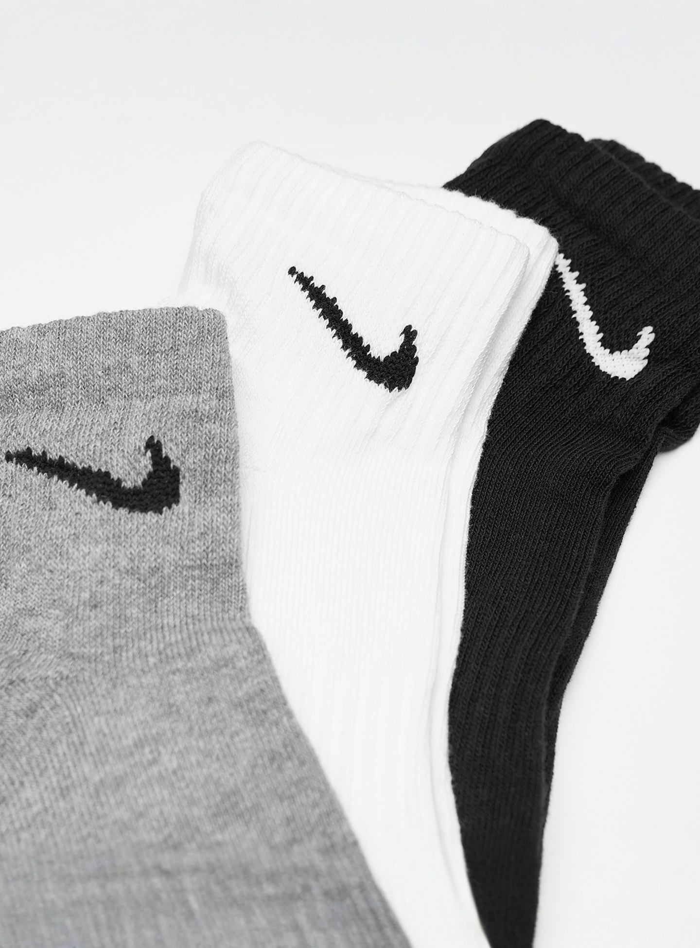 Nike, 3 PACK - Everyday Cushioned Training Ankle Socks, multi-colour, Image 2 of 2
