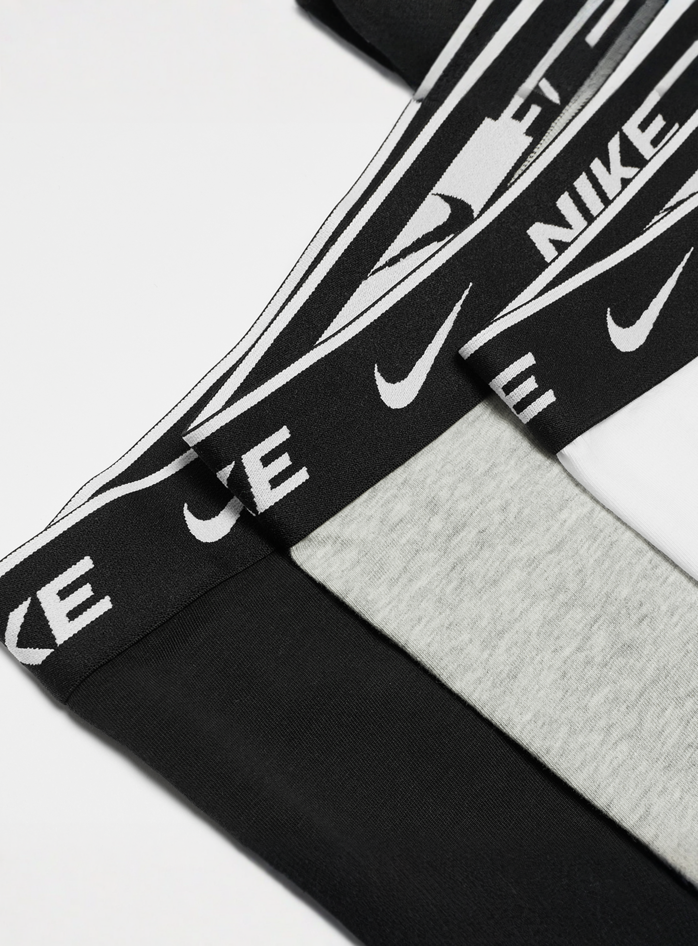 Nike, 3 PACK - Everyday Cotton Stretch Trunk, multi-colour, Image 2 of 2