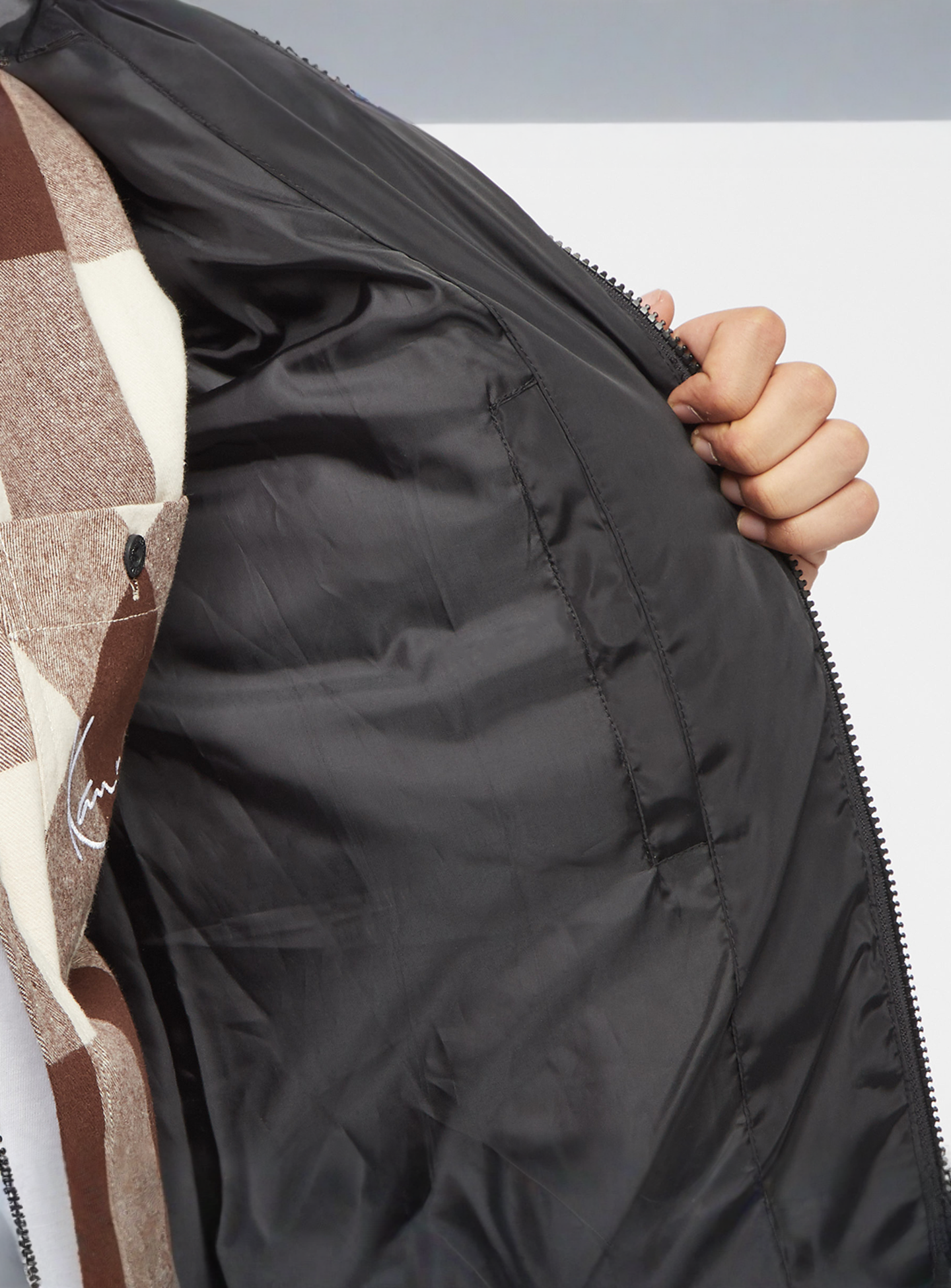 Karl Kani, Retro Essential Puffer Jacket, black, Image 4 of 6