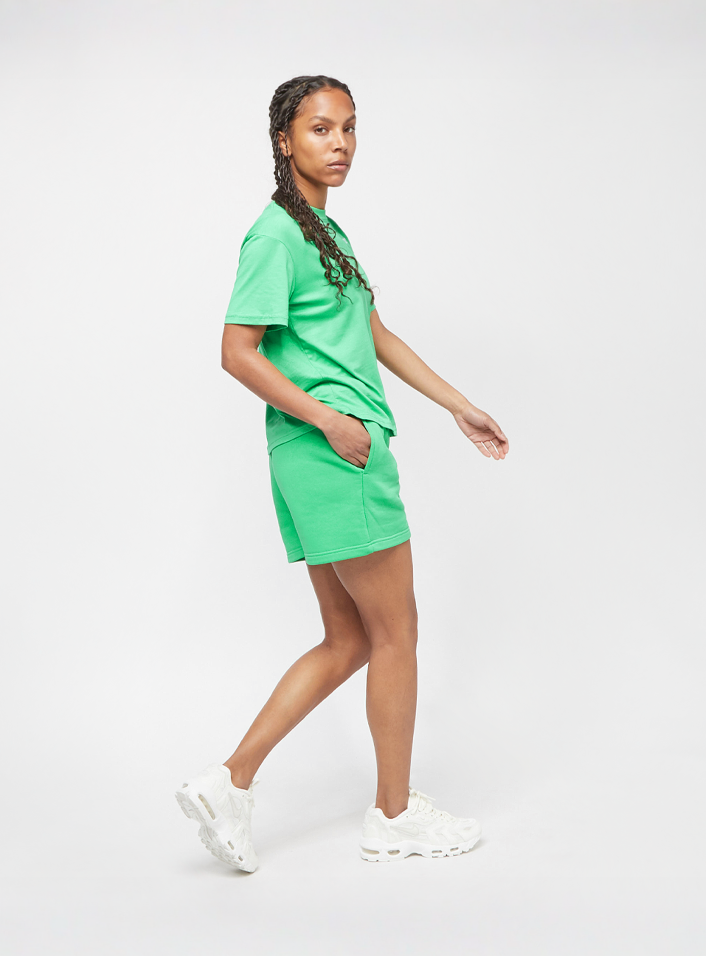 SNIPES, Small Logo Essential Sweatshorts green, green, Image 4 of 4