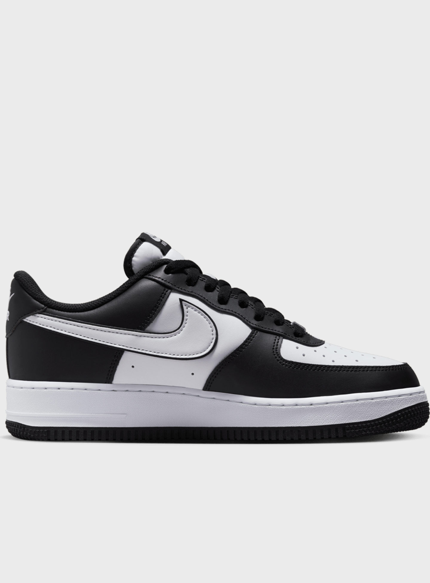 Nike, Air Force 1 '07, black, Image 2 of 8