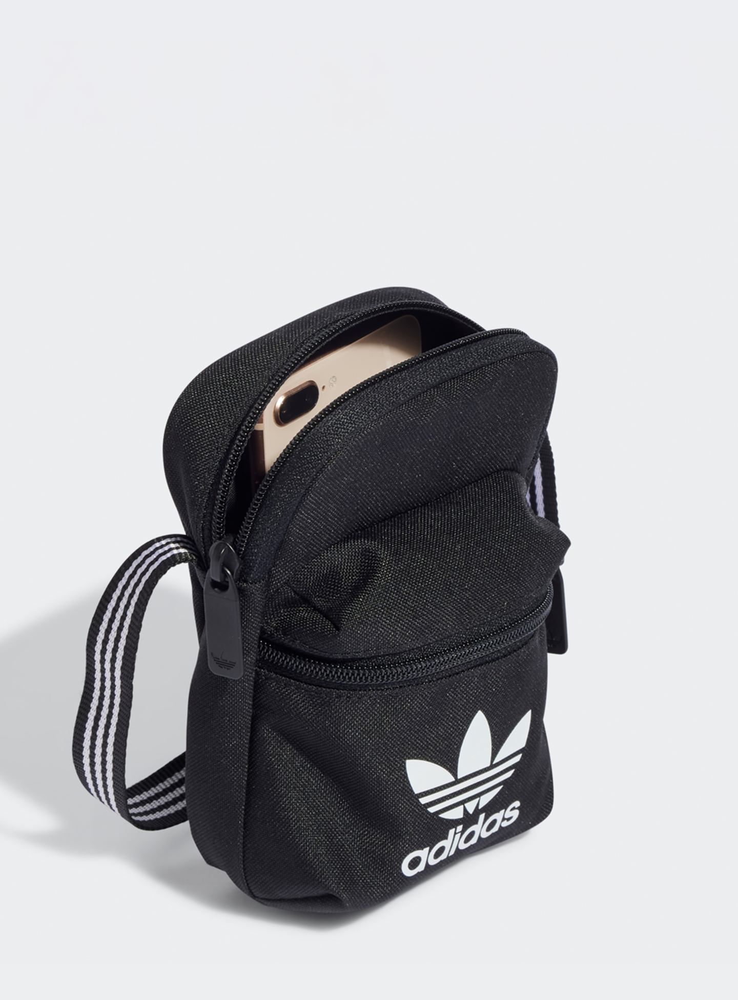 adidas Originals, adicolor Shoulder Bag, black, Image 3 of 6