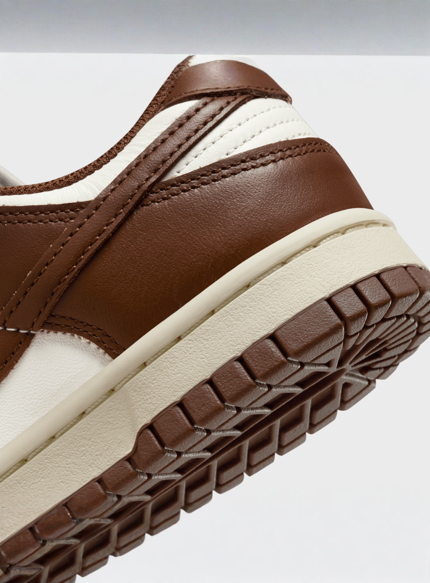 Nike, WMNS Dunk Low, brown, Image 8 of 8