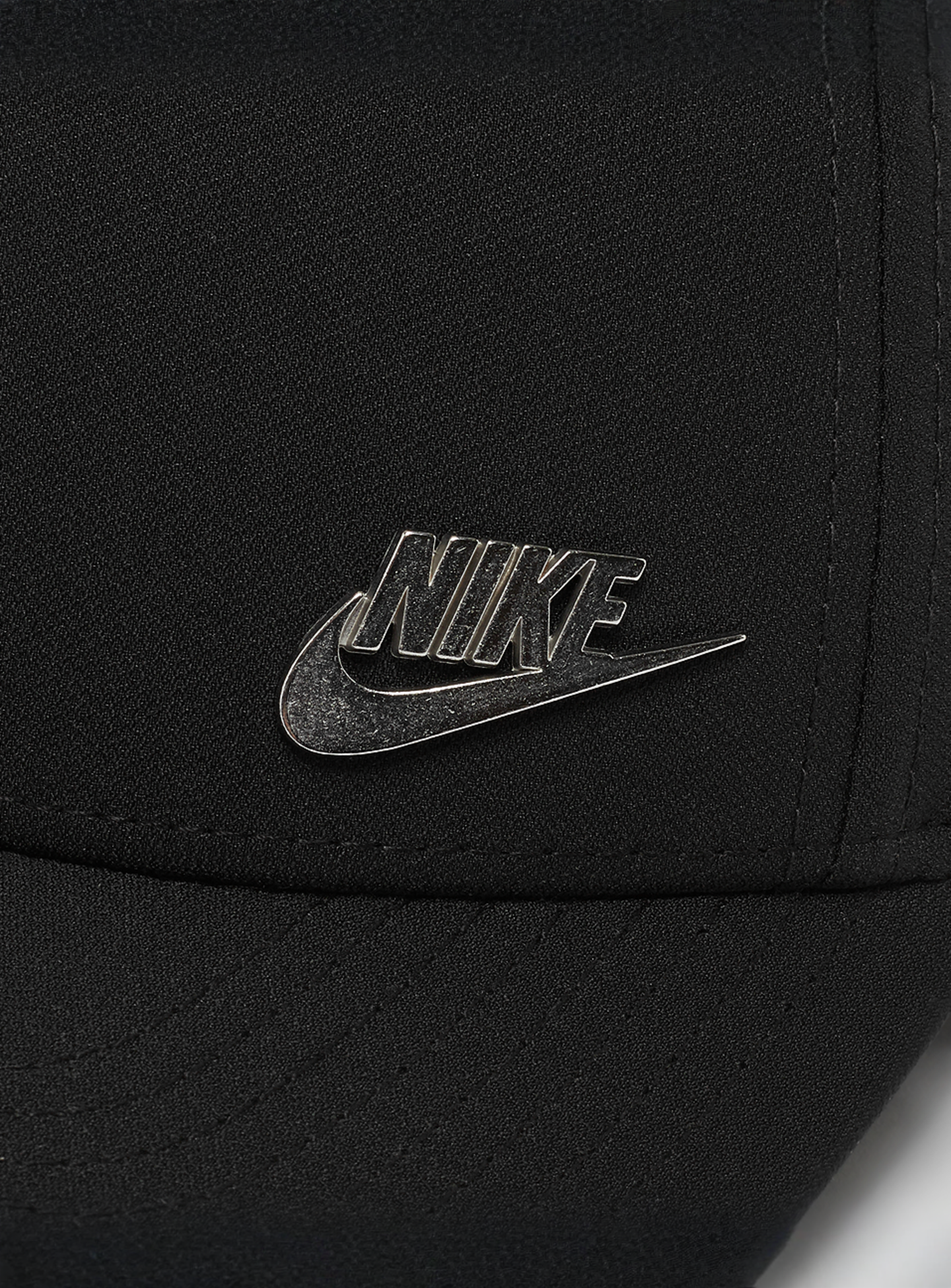 Nike, Dri-FIT Club Structured Metal Logo Cap, black, Image 4 of 4