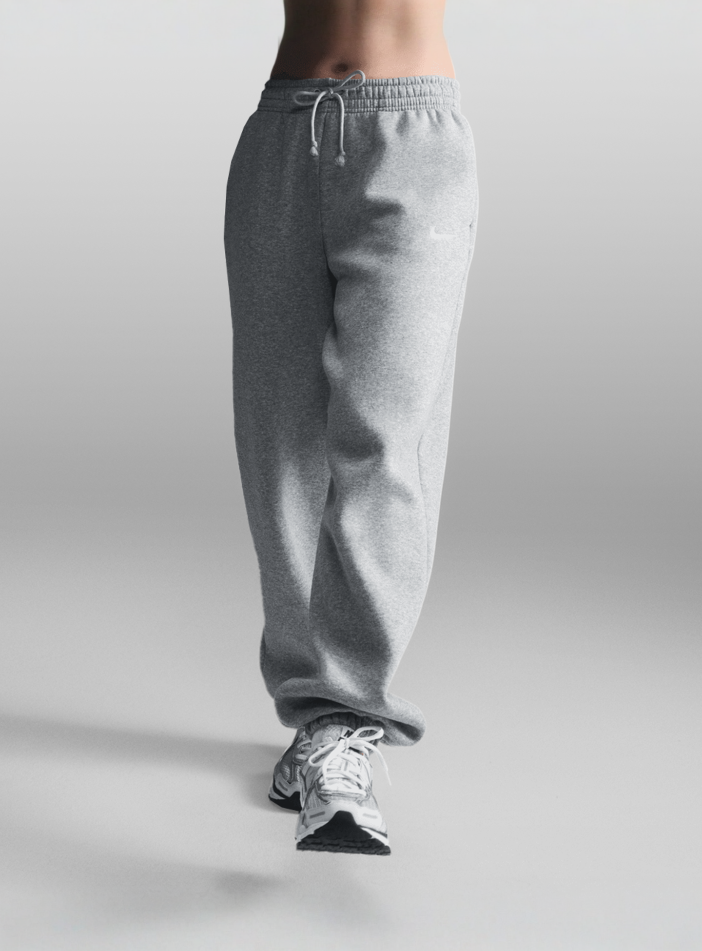 Nike, Sportswear Phoenix Fleece High-Waisted Oversized Sweatpants, grey, Image 1 of 4