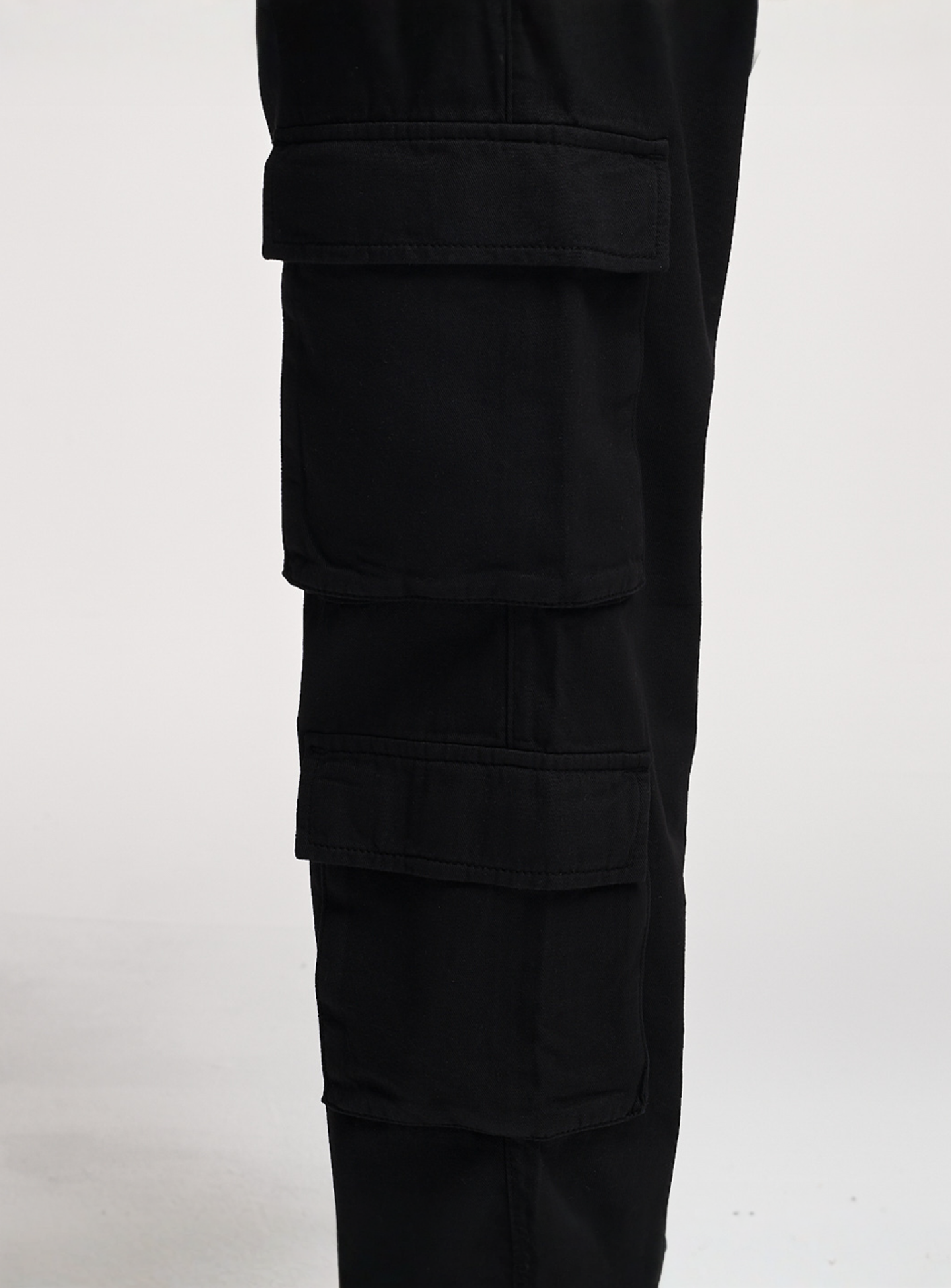 2Y STUDIOS, Kiran 4-Pocket Cargo, black, Image 4 of 5