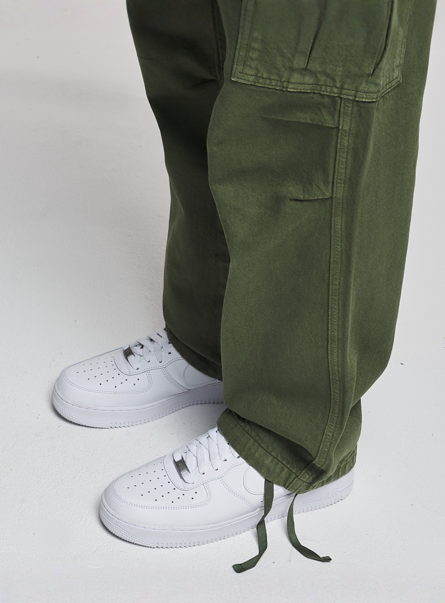 2Y STUDIOS, Lunas 2-Pocket Cargo Pants, green, Image 3 of 5