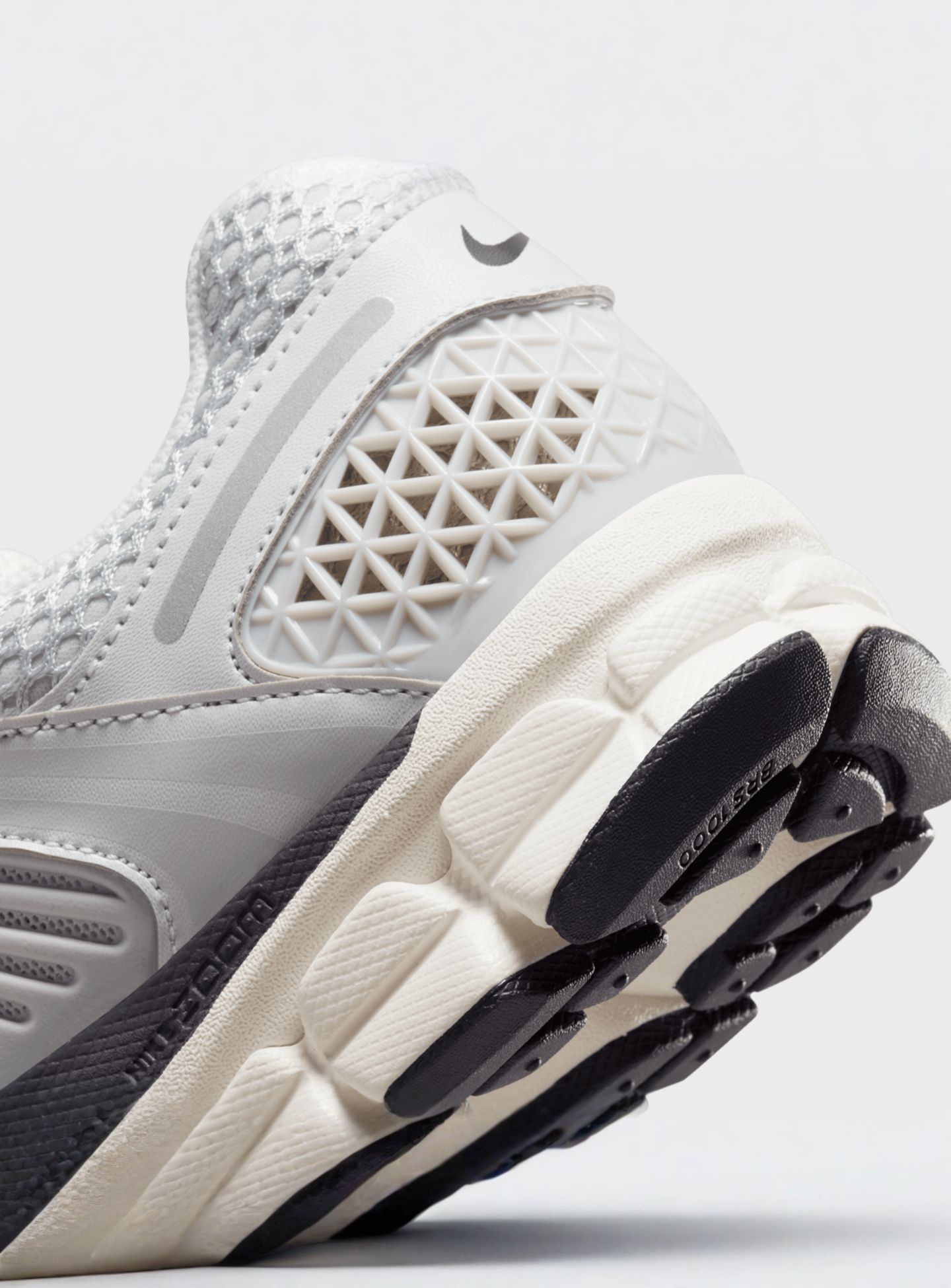 Nike, WMNS Zoom Vomero 5, grey, Image 8 of 9