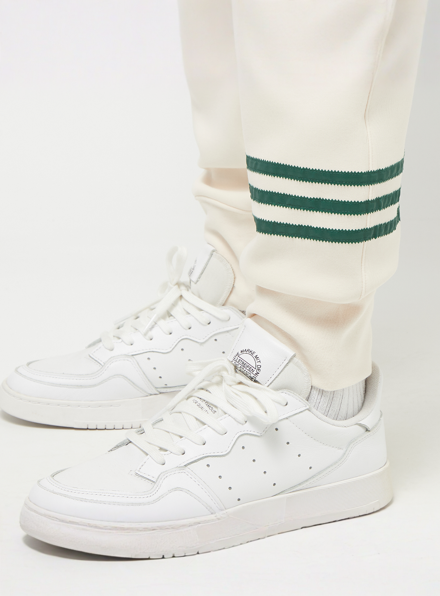 adidas Originals, adicolor Neuclassics Trackpant, beige, Image 3 of 6