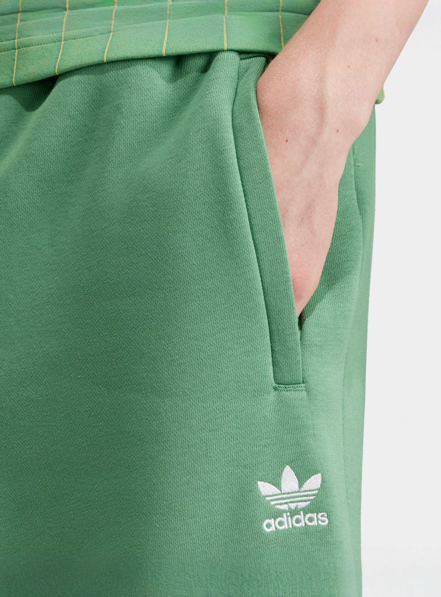 adidas Originals, Essentials Short, green, Image 3 of 5