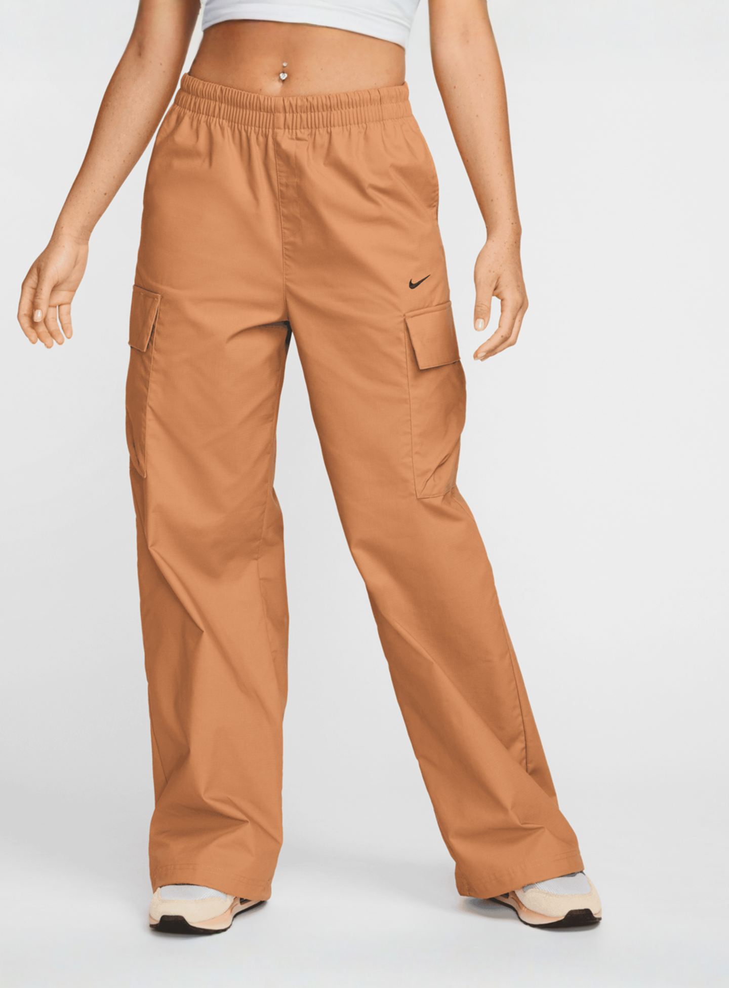 Nike, Sportswear Essential Woven Mid-Rise Standard Cargo Pants, brown, Image 1 of 6