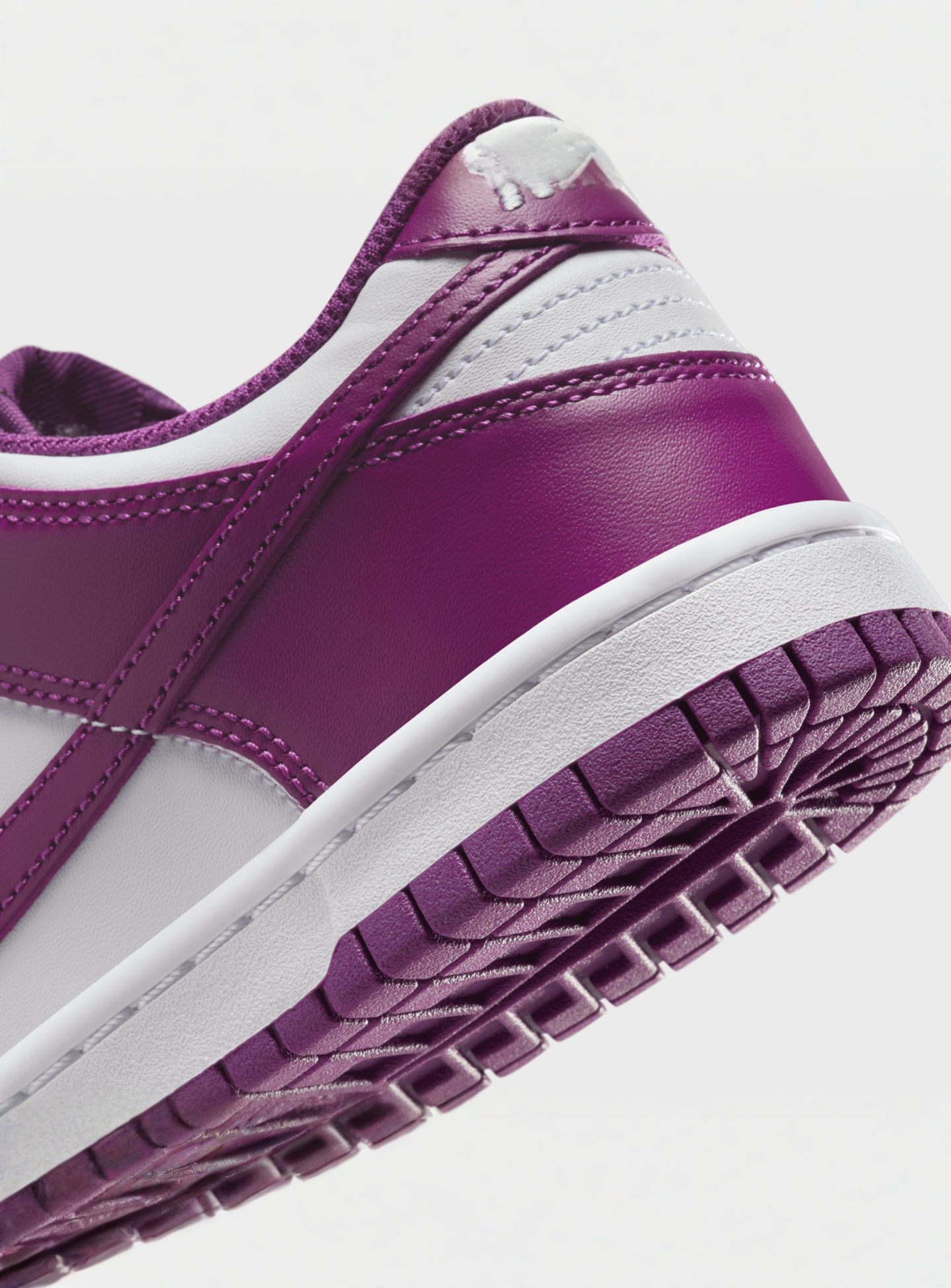 Nike, Dunk Low (GS), purple, Image 8 of 8