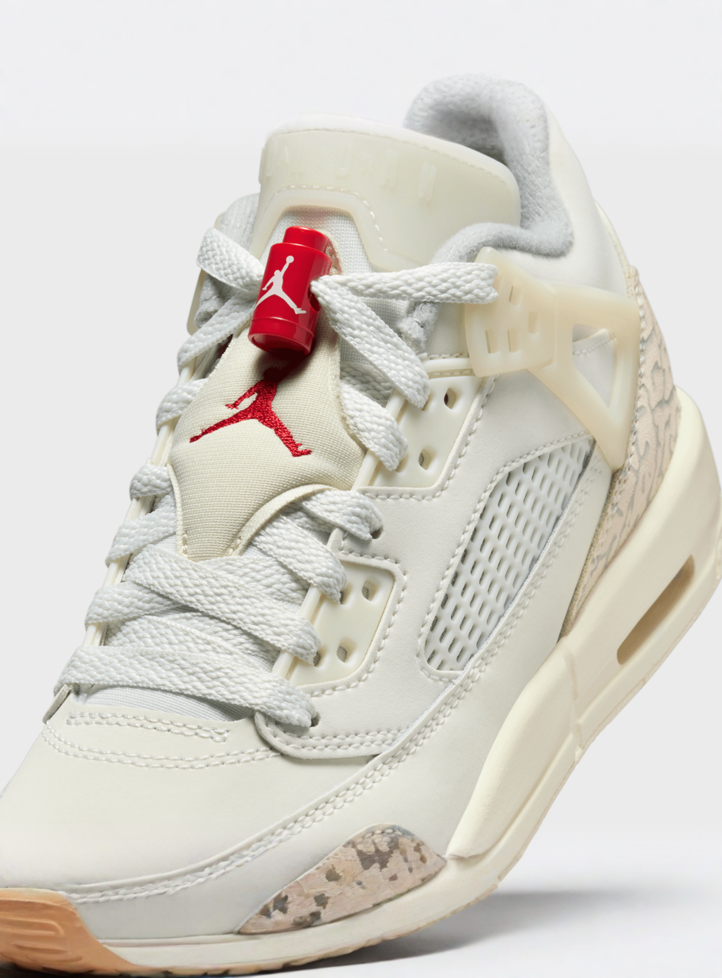Jordan, Spizike Low (GS), beige, Image 7 of 8
