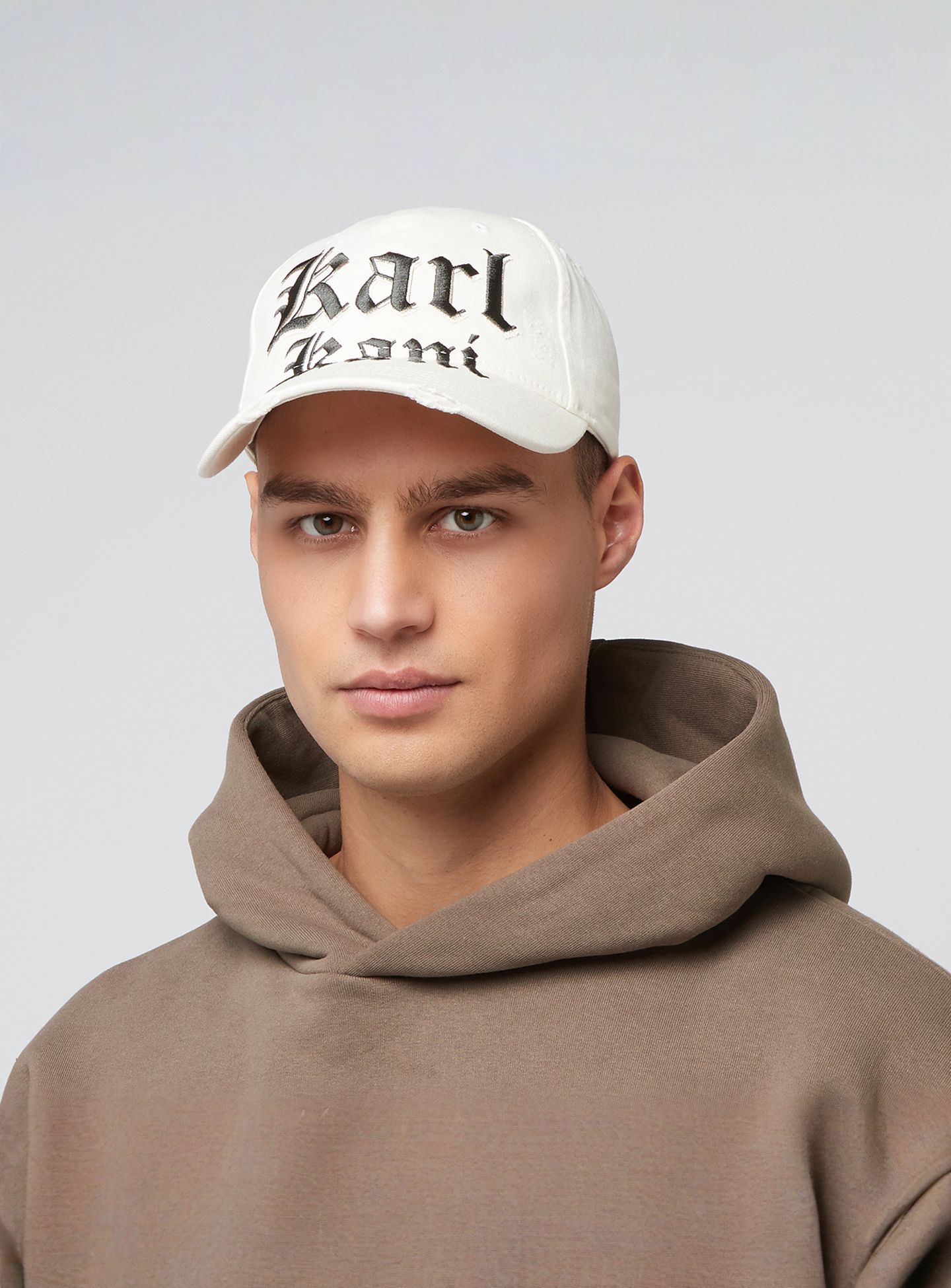 Karl Kani, Old English Distress Baseball Cap, beige, Image 5 of 5