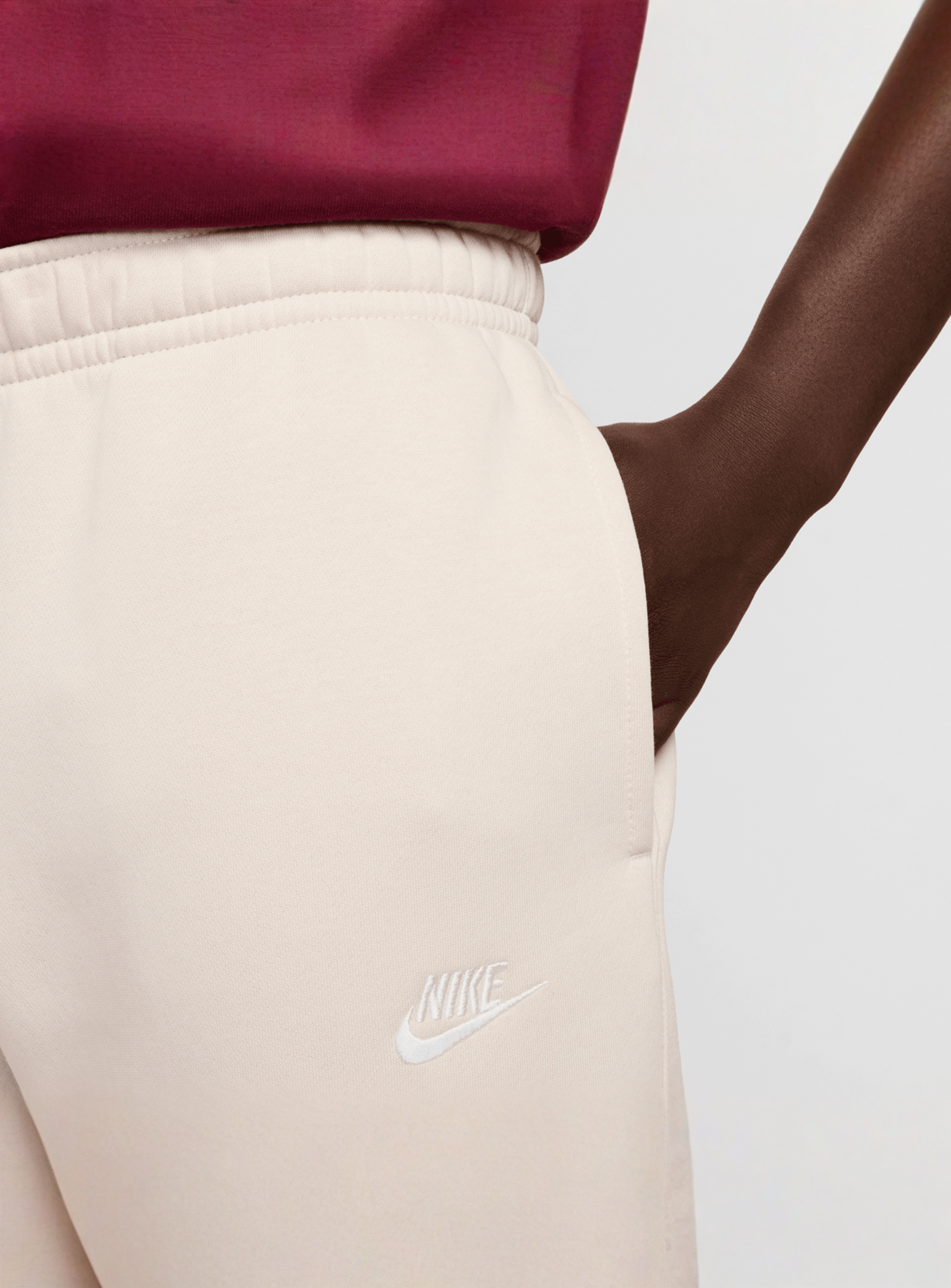 Nike, Sportswear Club Fleece Joggers, beige, Image 4 of 7