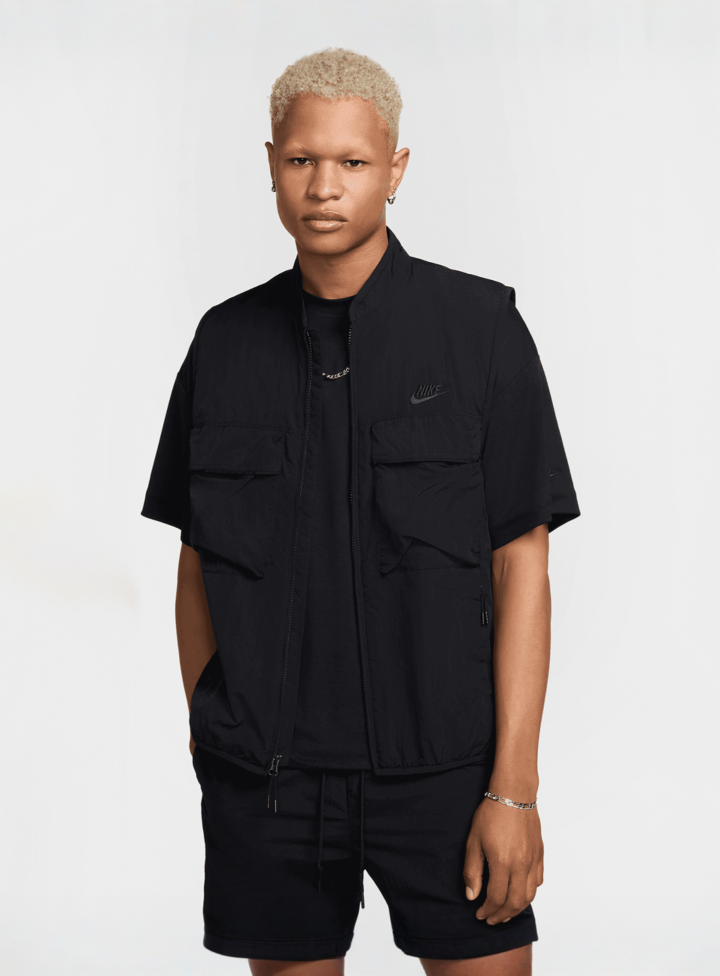 Nike, Tech Woven Vest, black, Image 1 of 7
