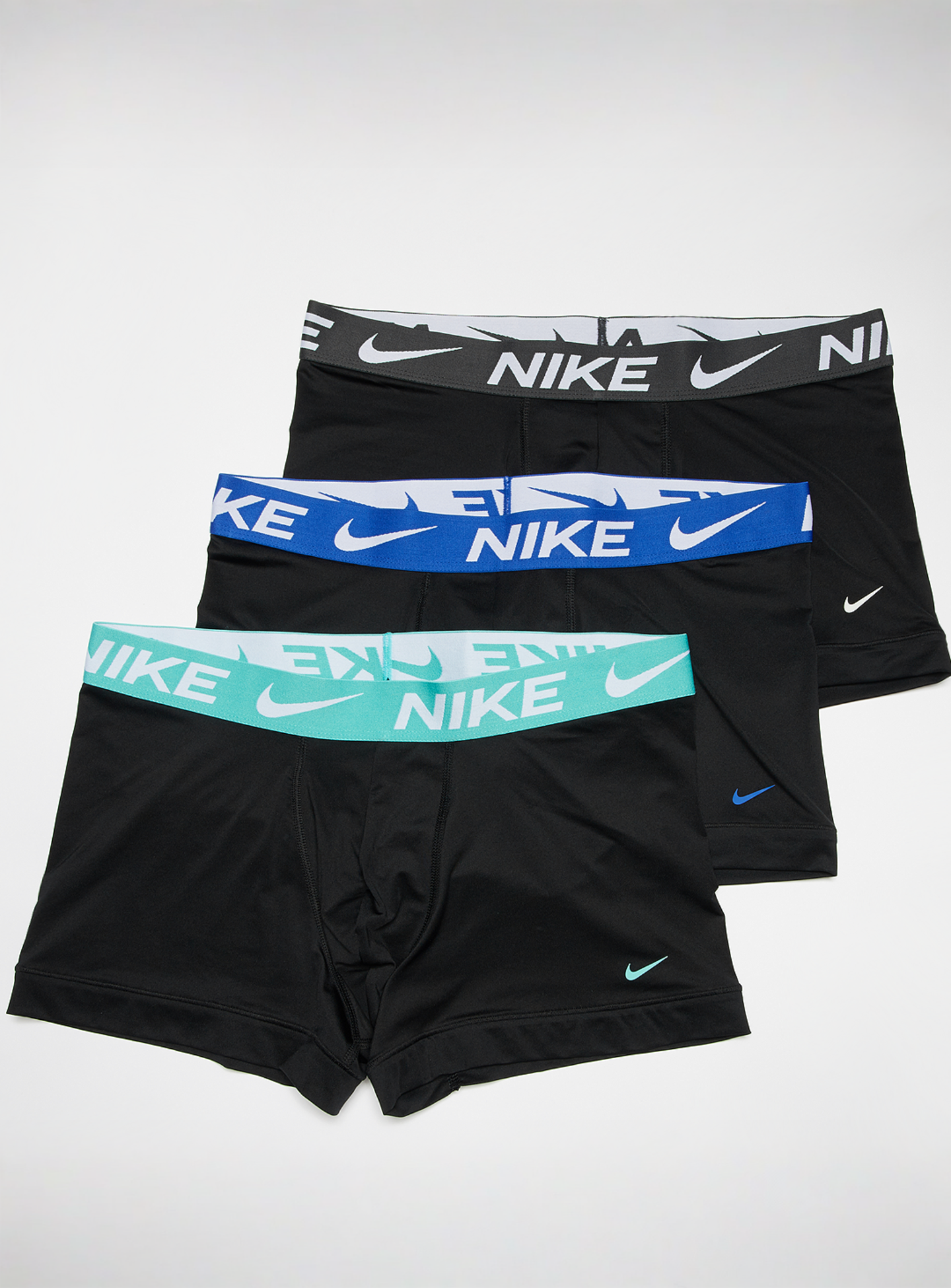 Nike, 3 PACK - Everyday Cotton Stretch Trunk, multi-colour, Image 1 of 2