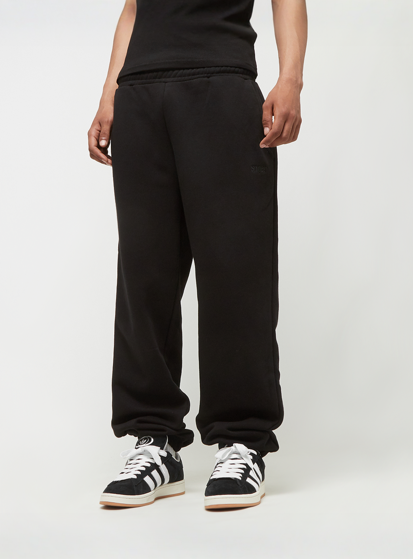 SNIPES, Small Logo Essential Oversized Jogginghose, black, Image 1 of 5