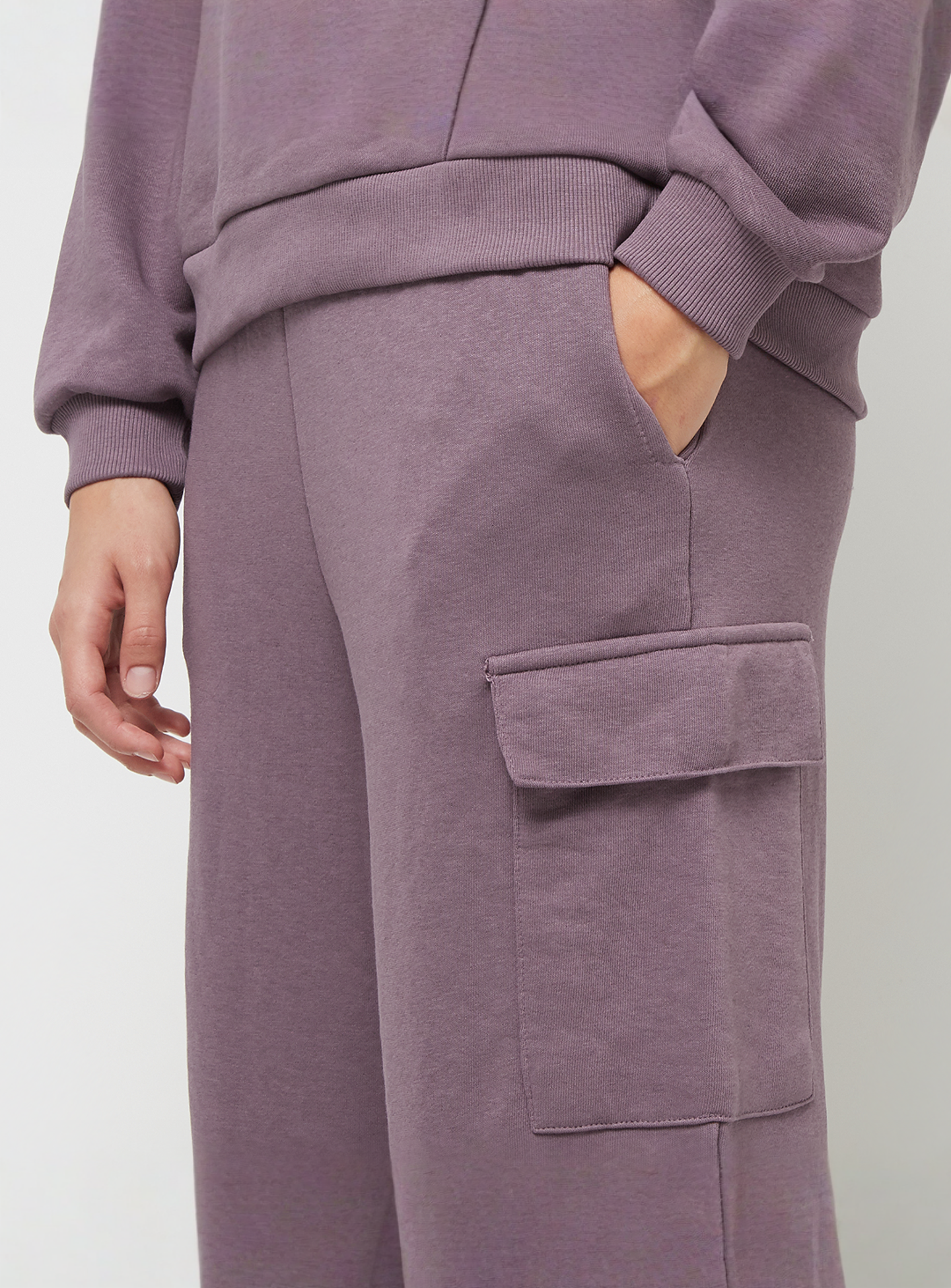 Urban Classics, Ladies Baggy Light Terry Jogginghose, purple, Image 3 of 4