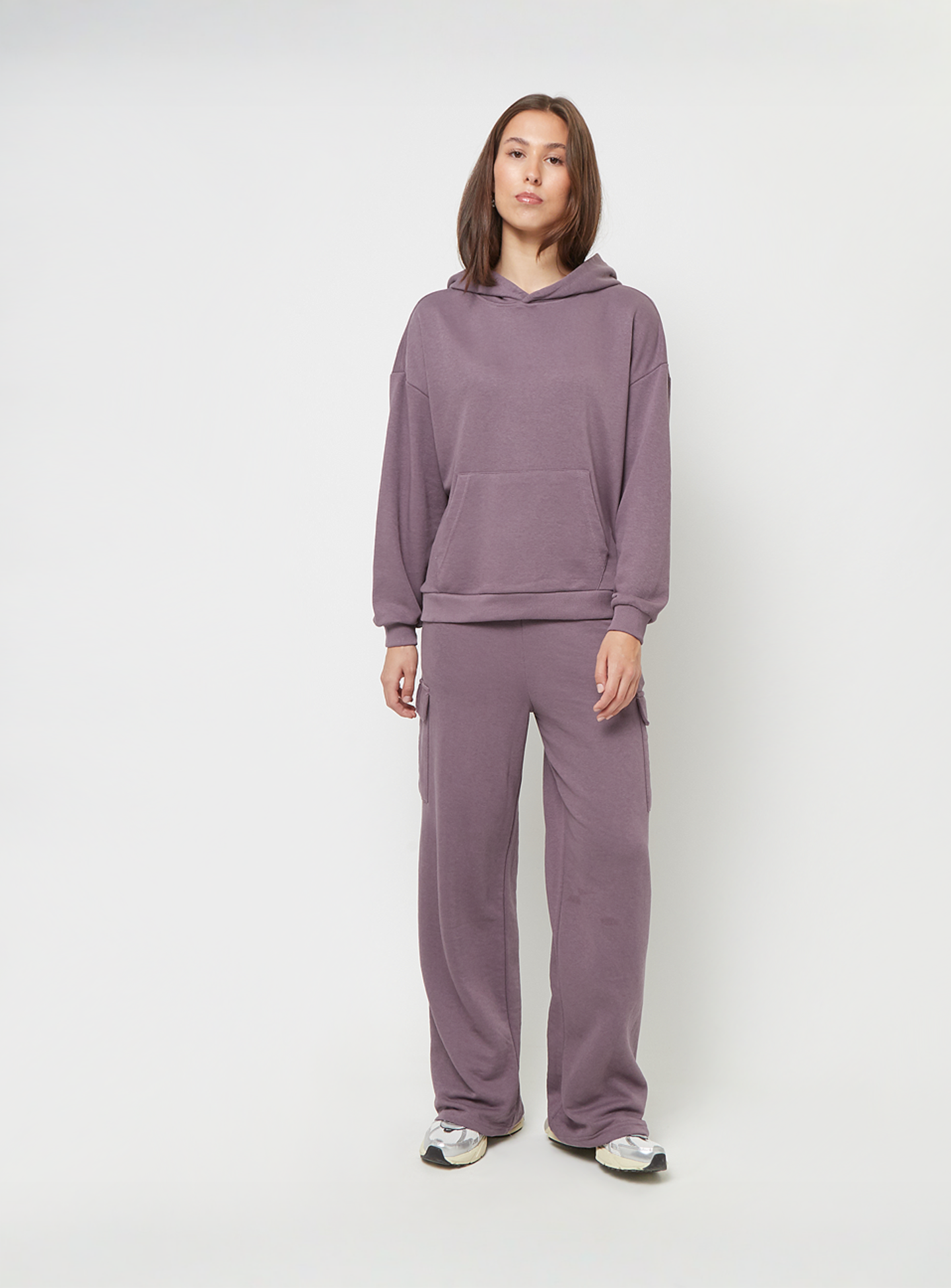 Urban Classics, Ladies Baggy Light Terry Jogginghose, purple, Image 4 of 4