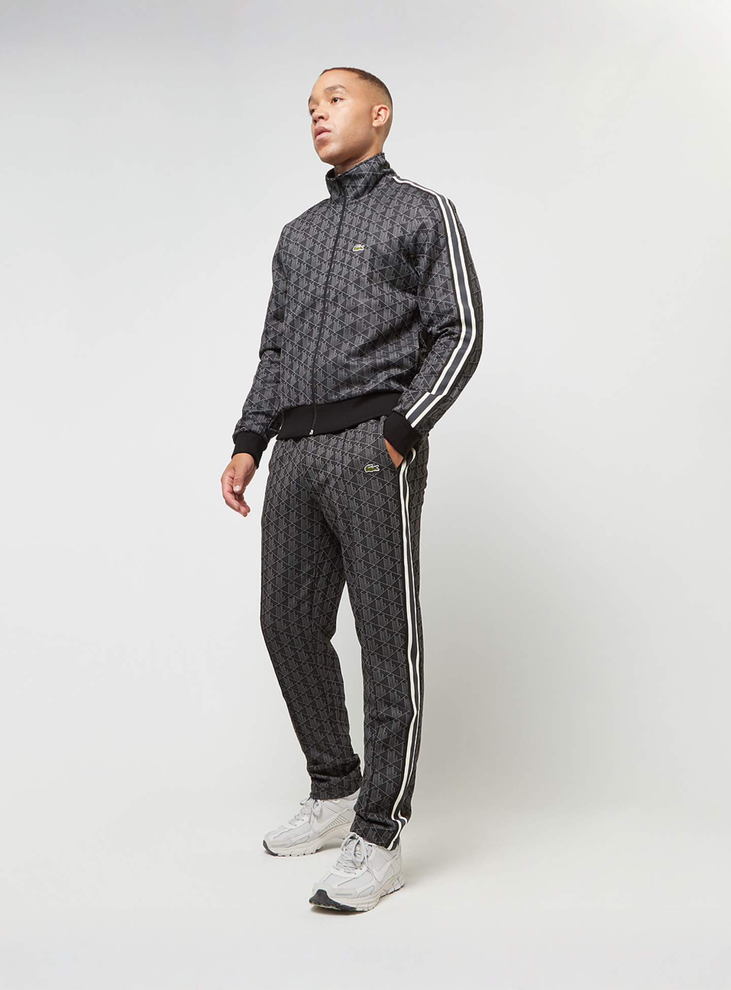 Lacoste, Trackpants Paris with monogramm, black, Image 7 of 7