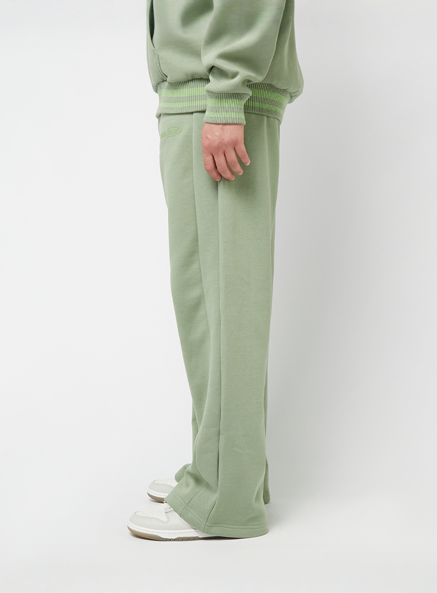 Karl Kani, Ellipse Straight Leg Sweatpants, green, Image 2 of 6