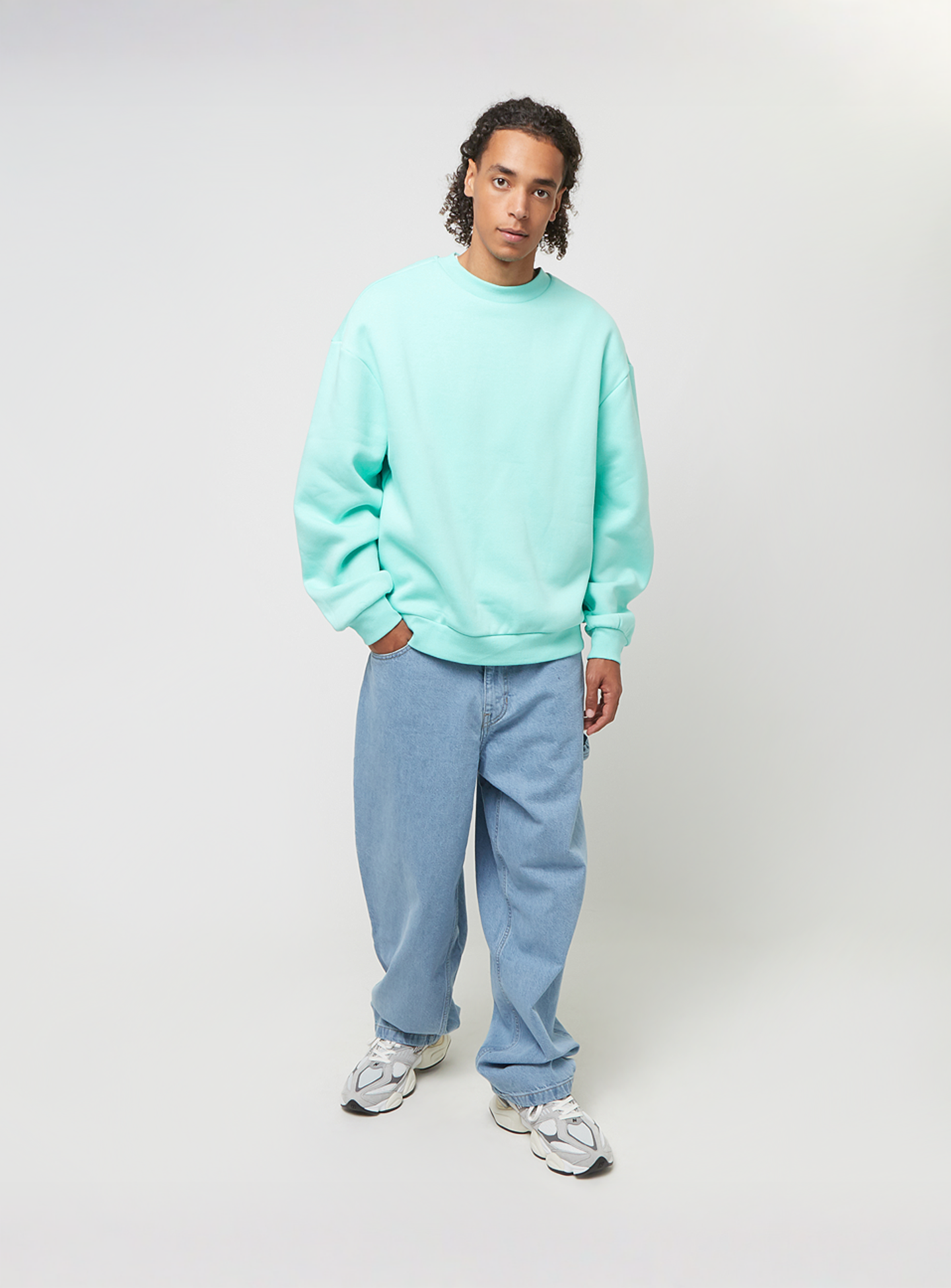 Urban Classics, Fluffy Crewneck, turquoise, Image 3 of 3